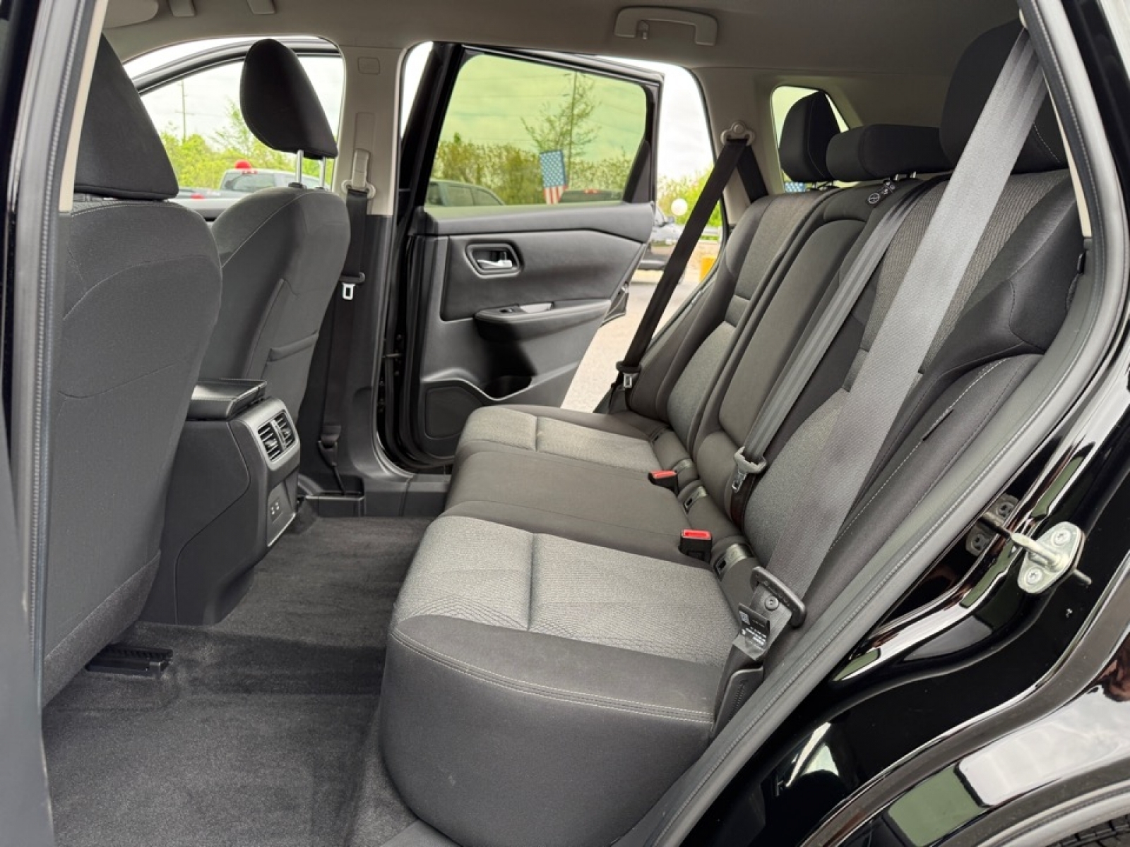 2024 Nissan Rogue SV AWD photo 12