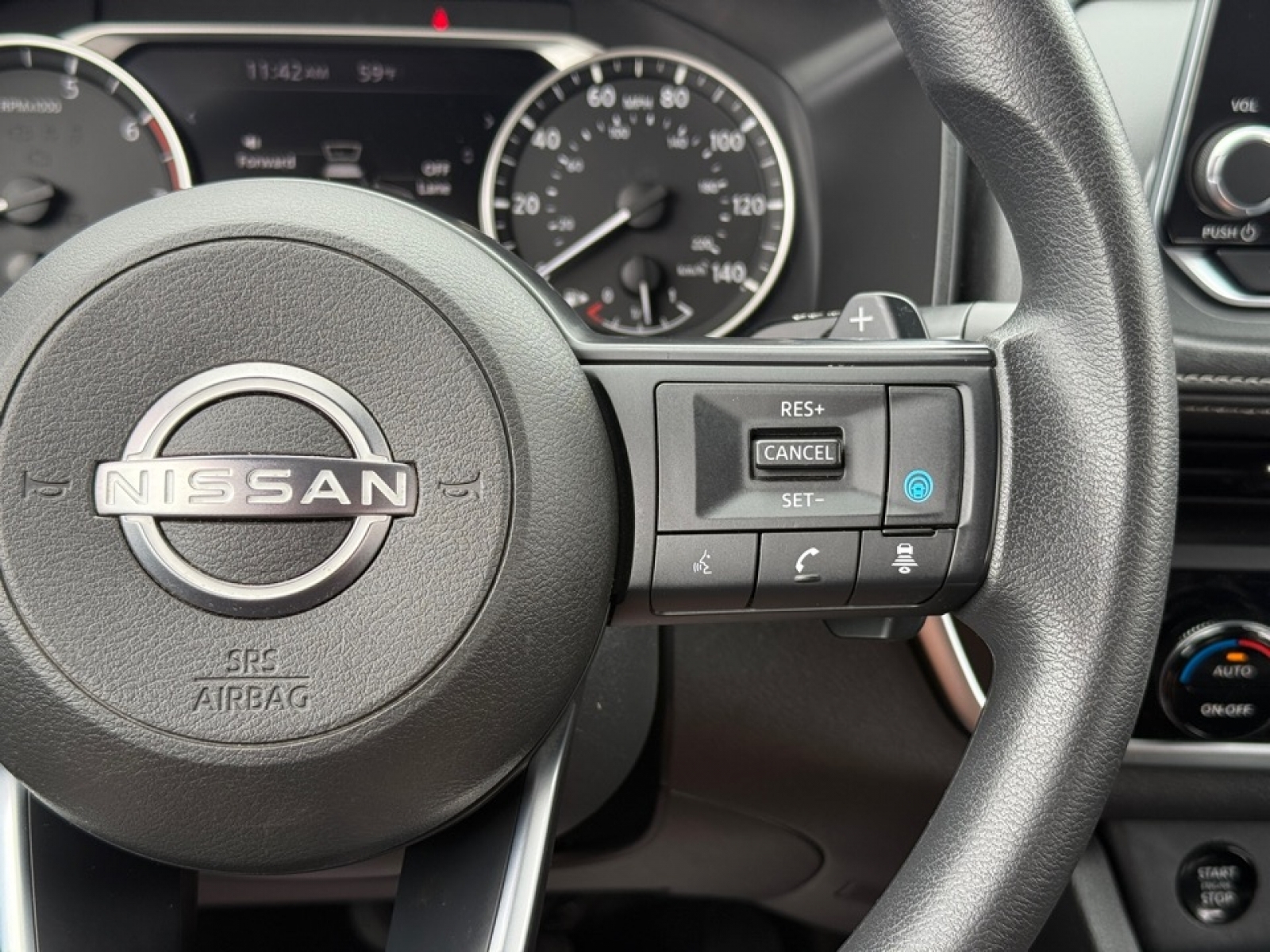 2024 Nissan Rogue SV AWD photo 23