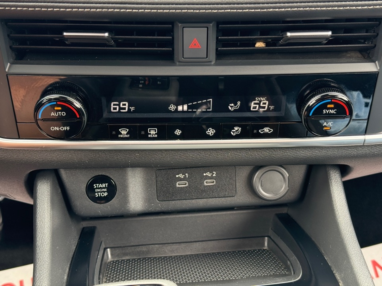 2024 Nissan Rogue SV AWD photo 27