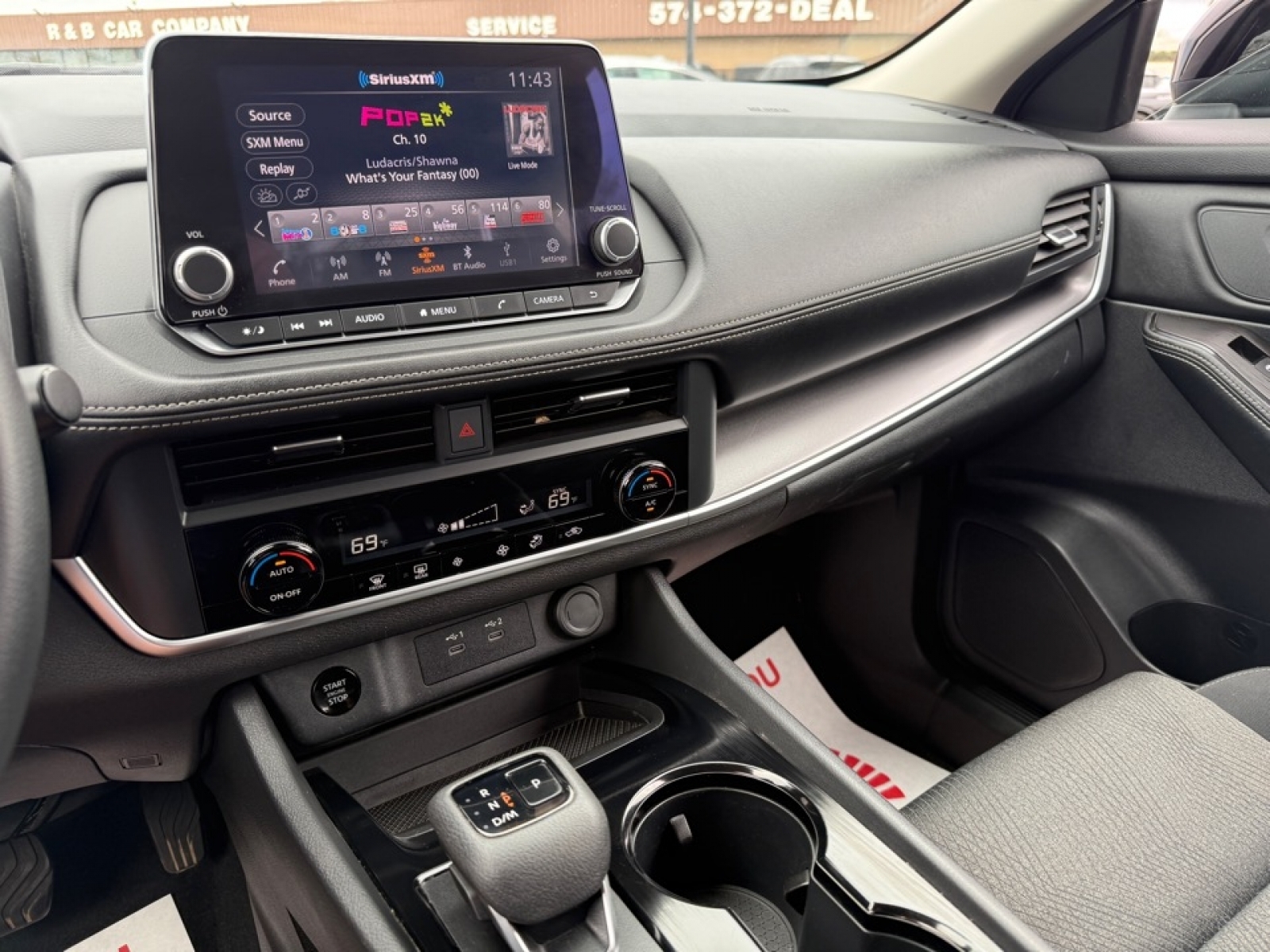 2024 Nissan Rogue SV AWD photo 29