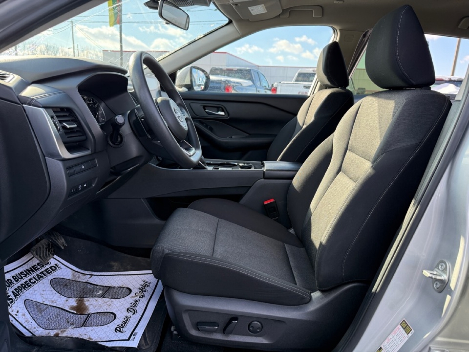 2024 Nissan Rogue SV Intelligent AWD, 39421, Photo