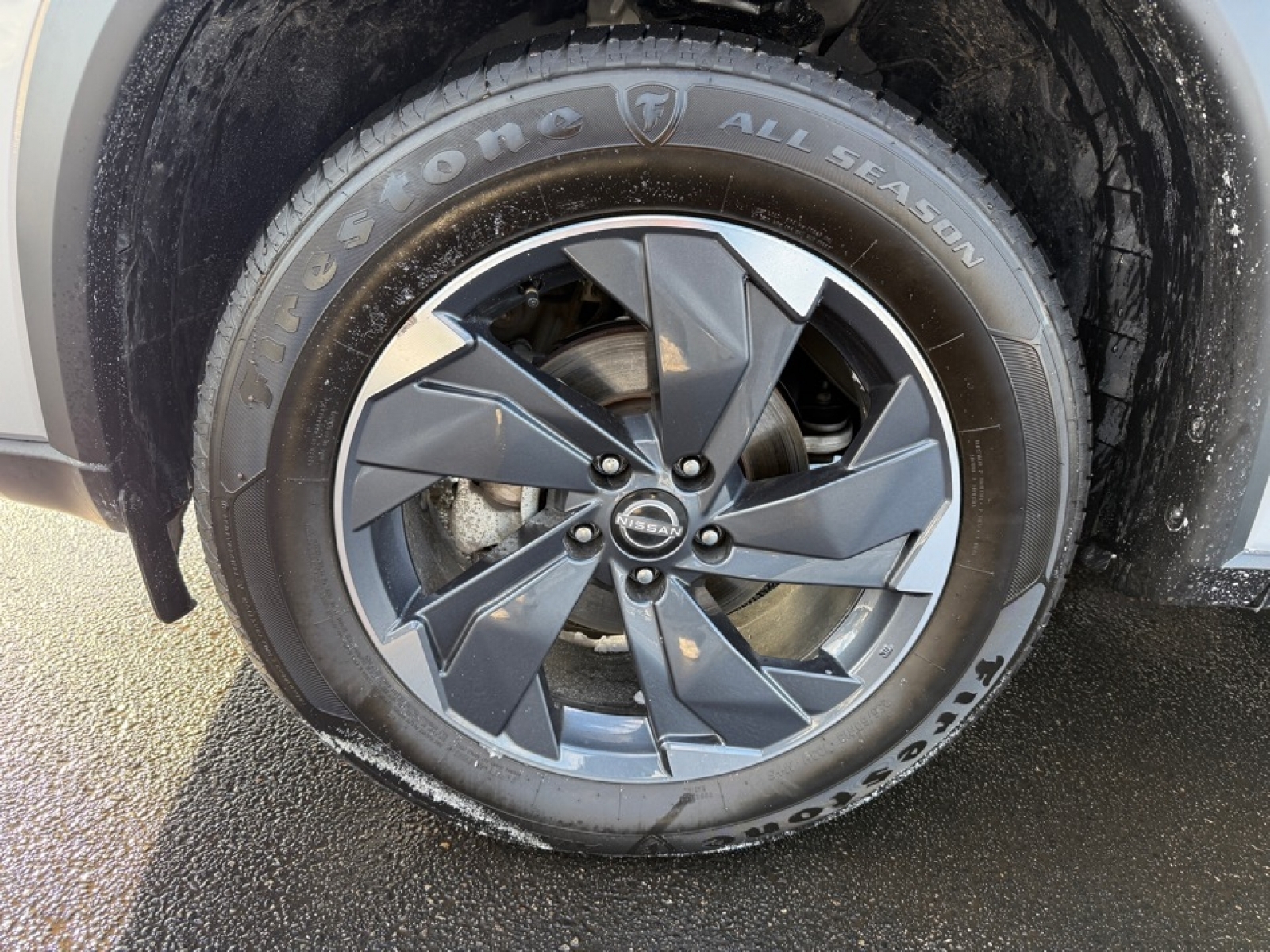 2024 Nissan Rogue SV Intelligent AWD, 39421, Photo