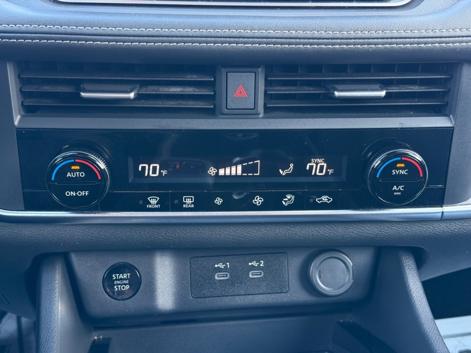 2024 Nissan Rogue SV Intelligent AWD, 39421, Photo