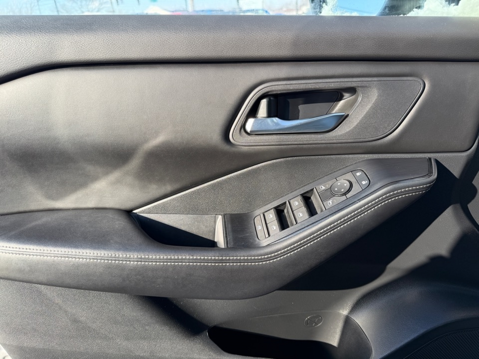 2024 Nissan Rogue SV Intelligent AWD, 39421, Photo