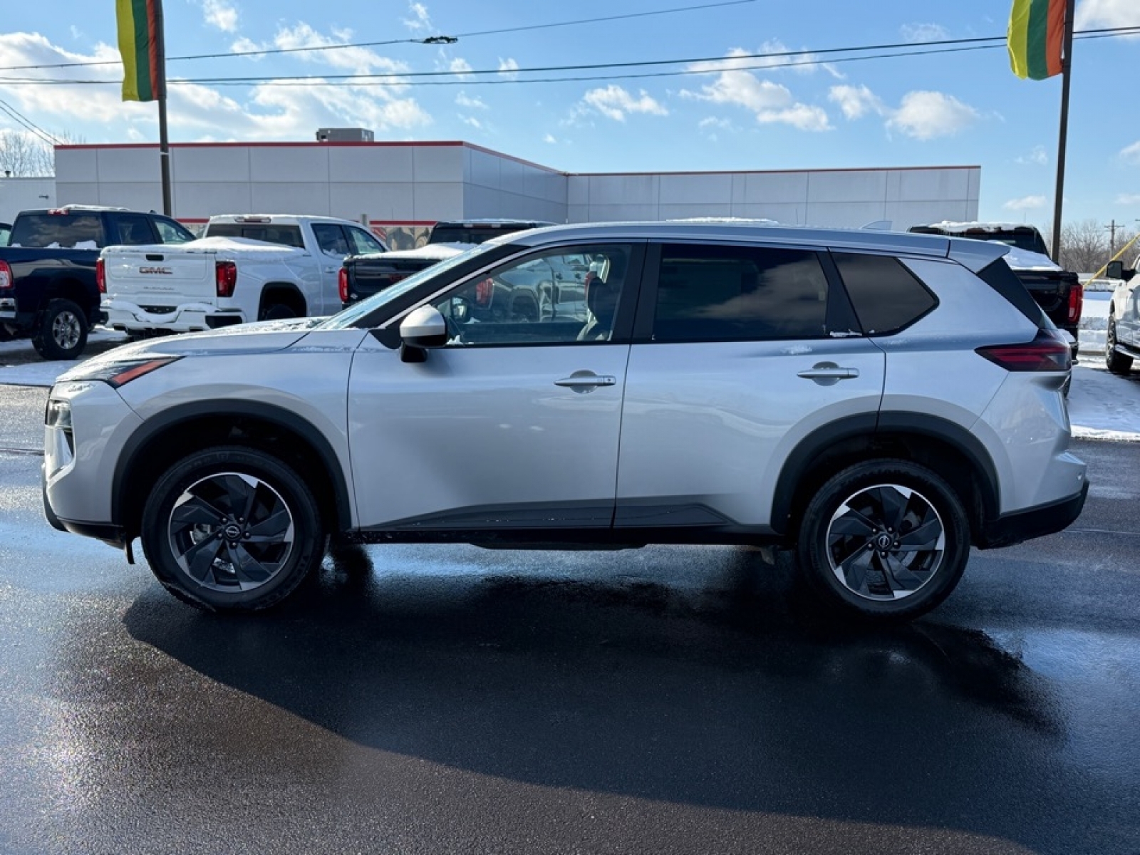 2024 Nissan Rogue SV Intelligent AWD, 39421, Photo