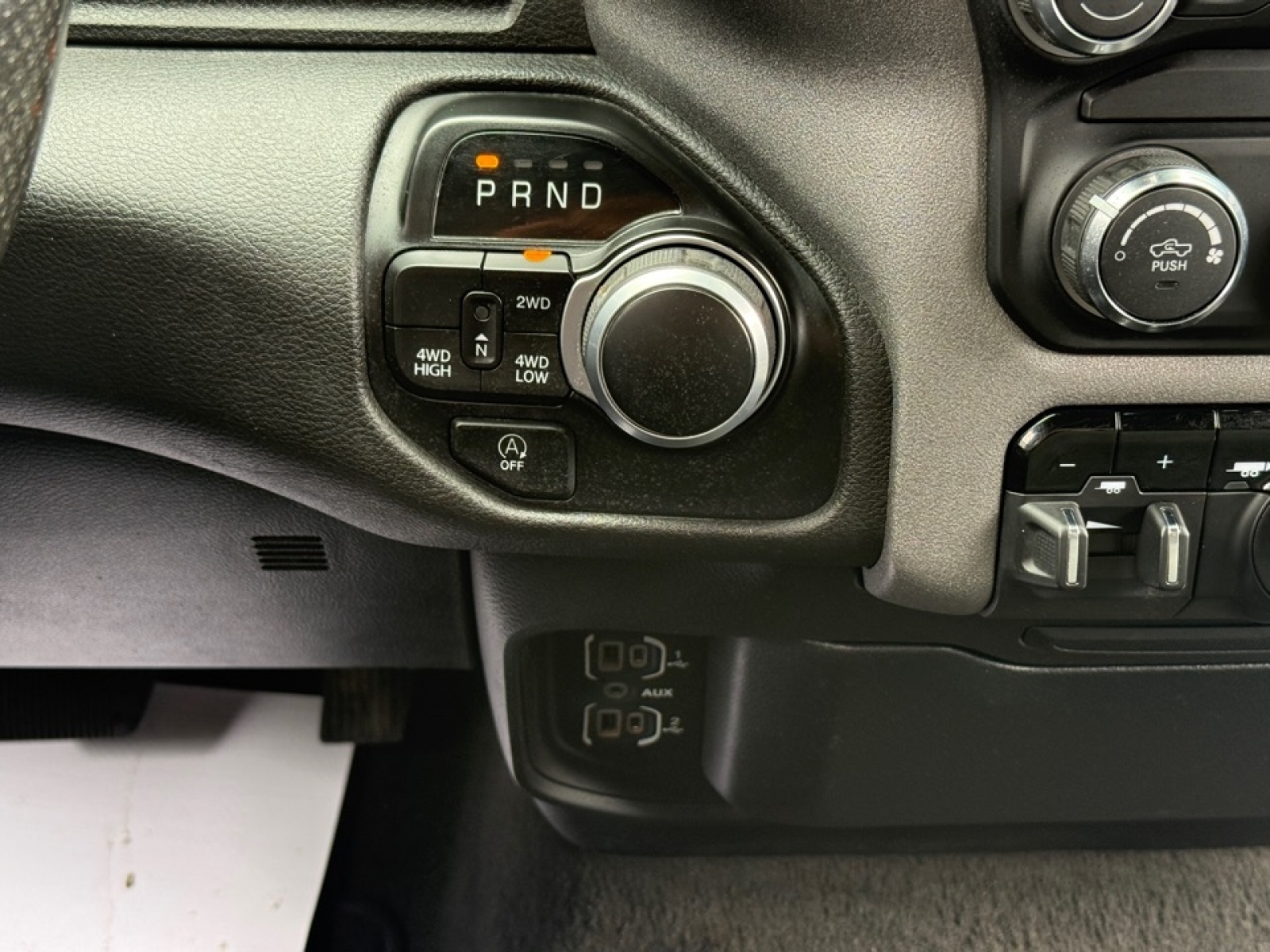 2024 Ram 1500 Tradesman Quad Cab 4x4 6'4