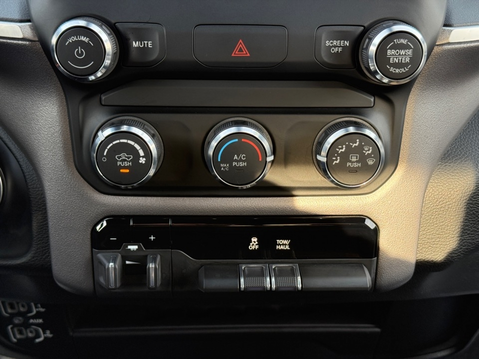 2024 Ram 2500 Big Horn Crew Cab 4x4 6'4