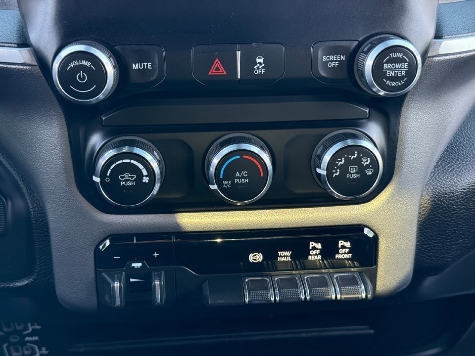 2024 Ram 2500 Big Horn Crew Cab 4x4 6'4