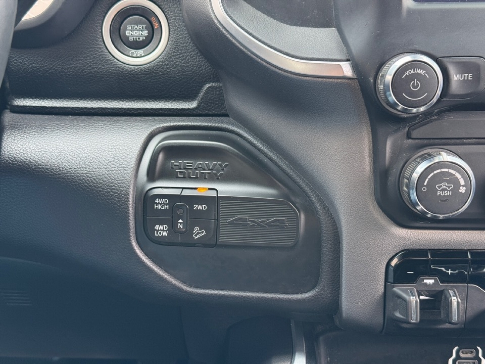 2024 Ram 2500 Big Horn Crew Cab 4x4 6'4