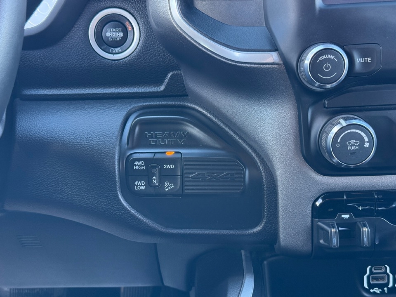 2024 Ram 2500 Big Horn Crew Cab 4x4 6'4