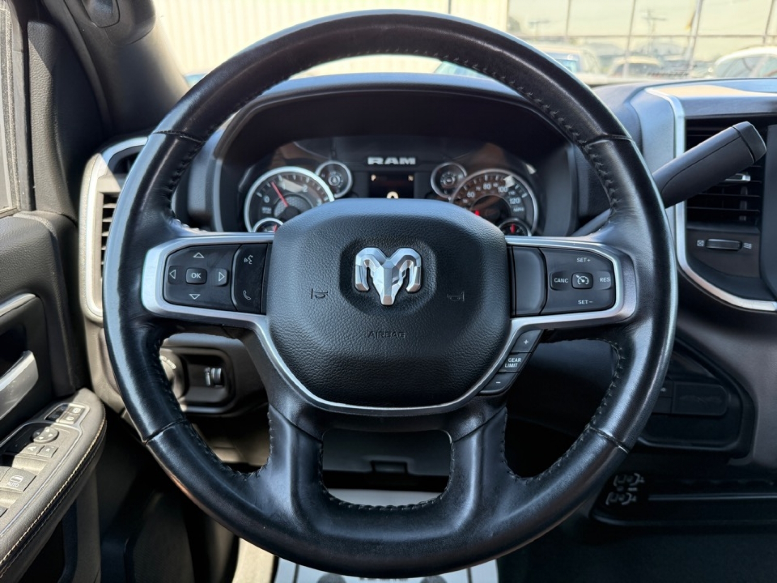 2024 Ram 3500 Big Horn photo 27