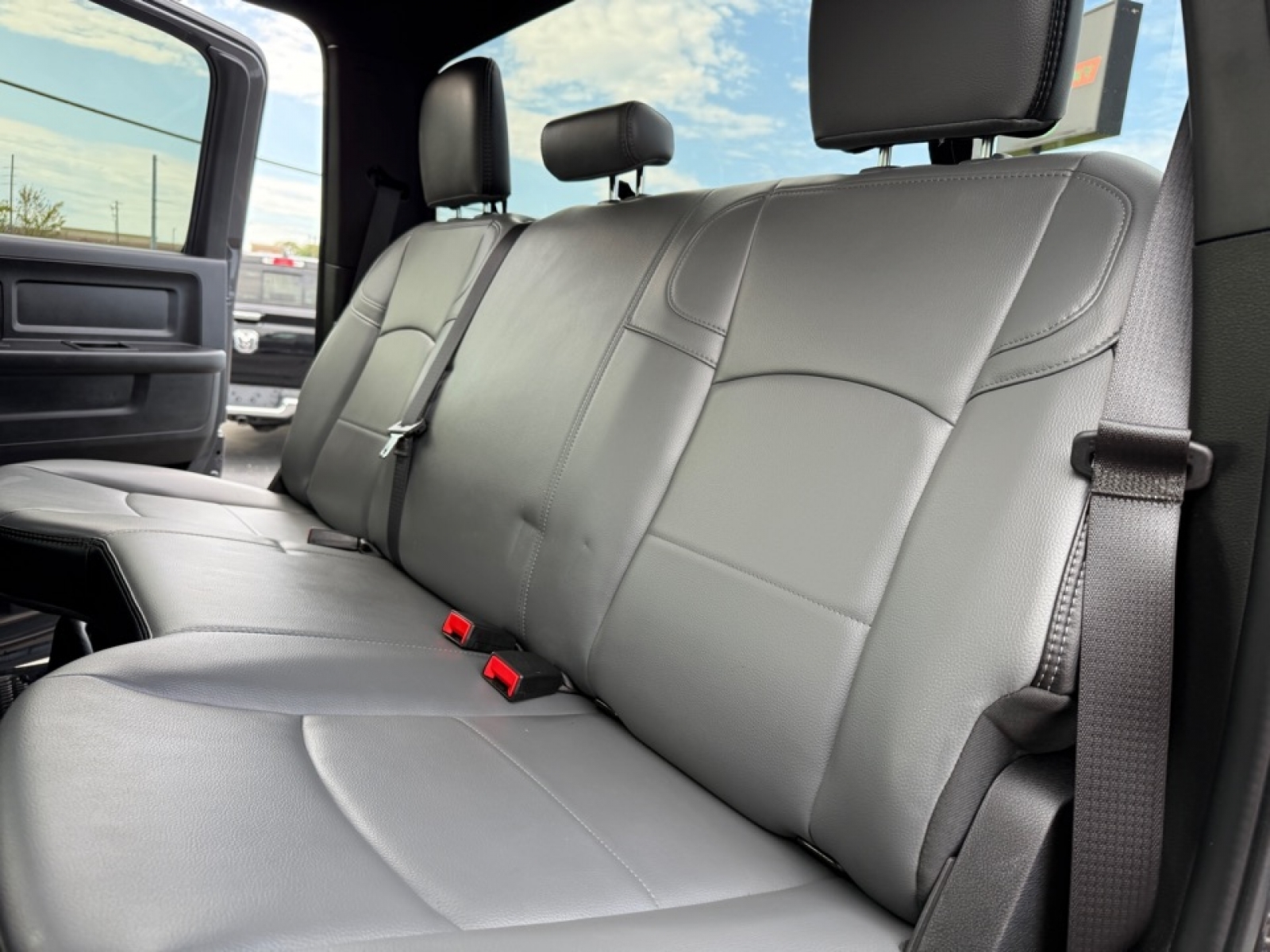 2024 Ram 3500 Tradesman photo 17