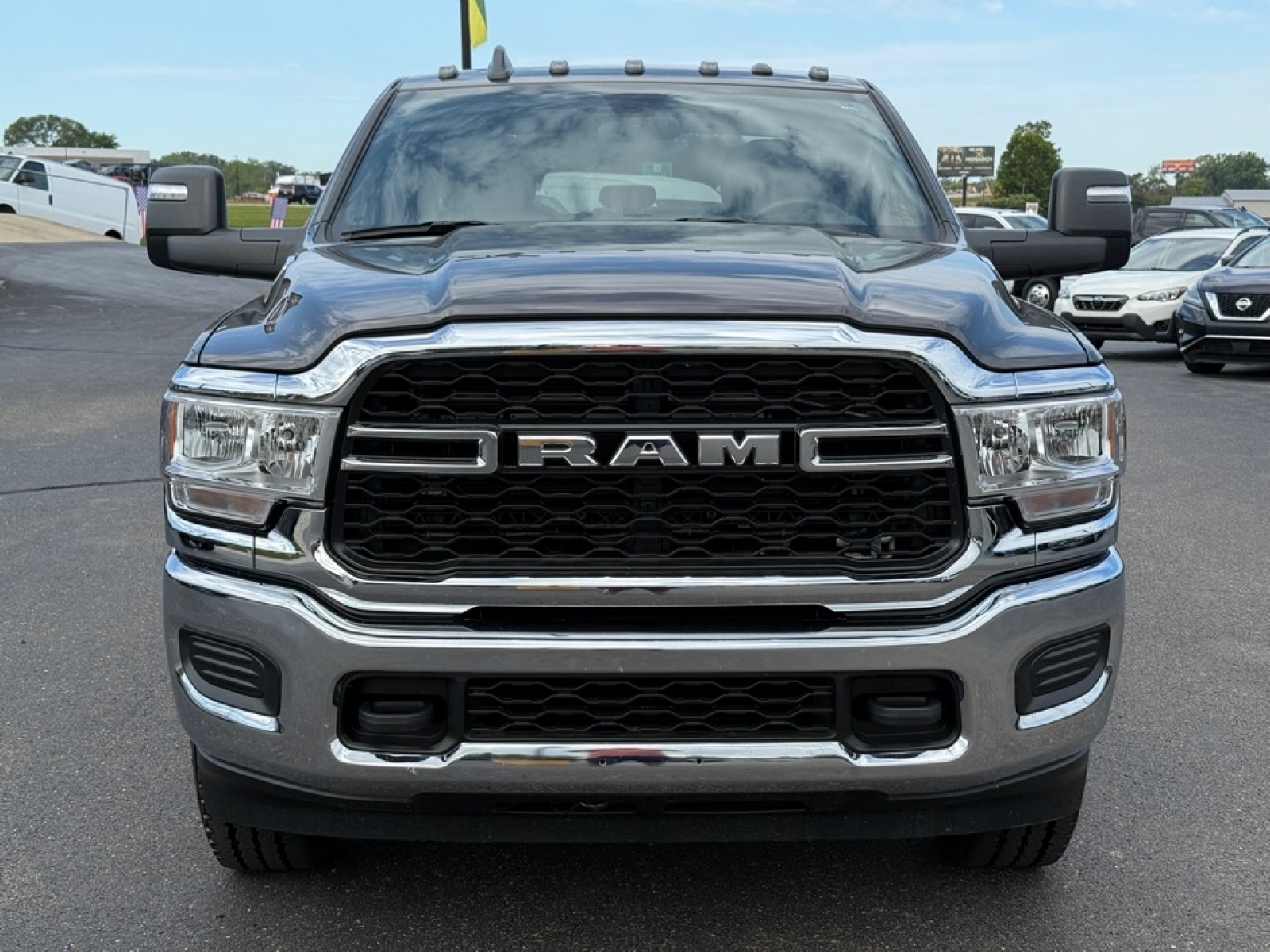 2024 Ram 3500 Tradesman photo 3