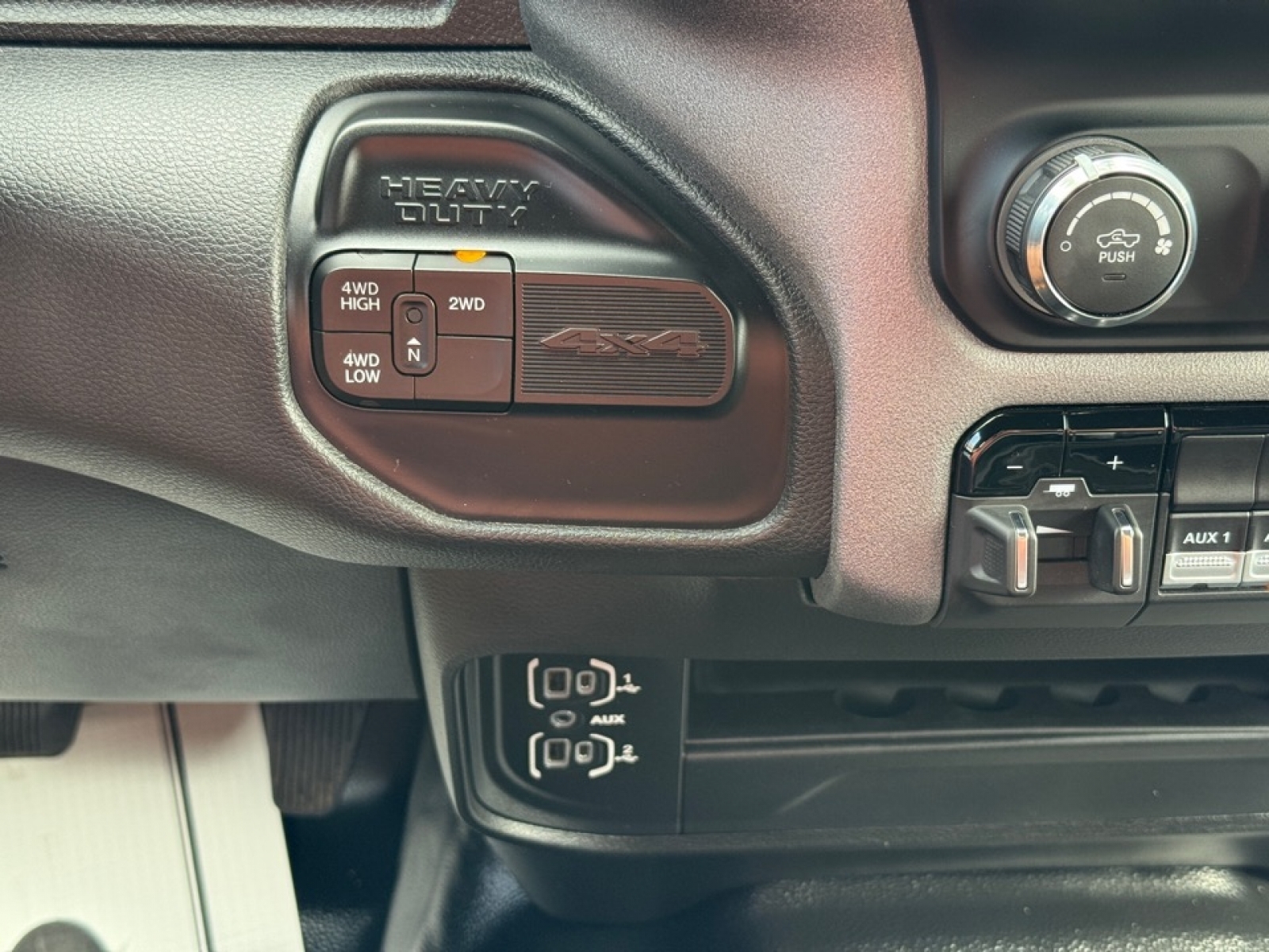 2024 Ram 3500 Tradesman photo 34