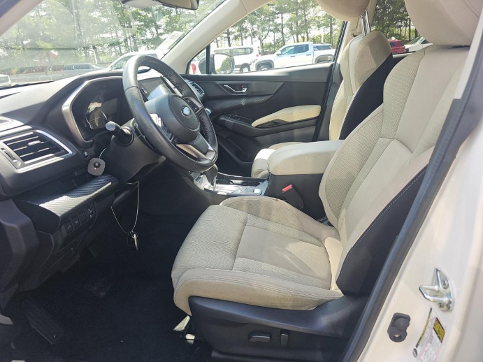 2024 Subaru Ascent Premium 7-Passenger, 39929, Photo