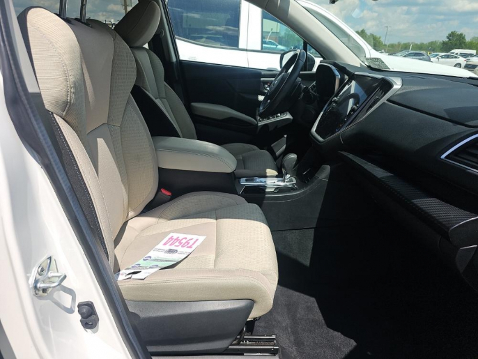 2024 Subaru Ascent Premium 7-Passenger, 39929, Photo