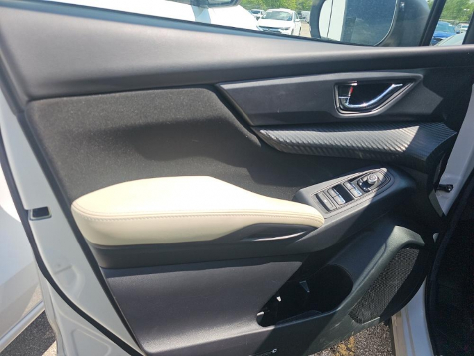 2024 Subaru Ascent Premium 7-Passenger, 39929, Photo