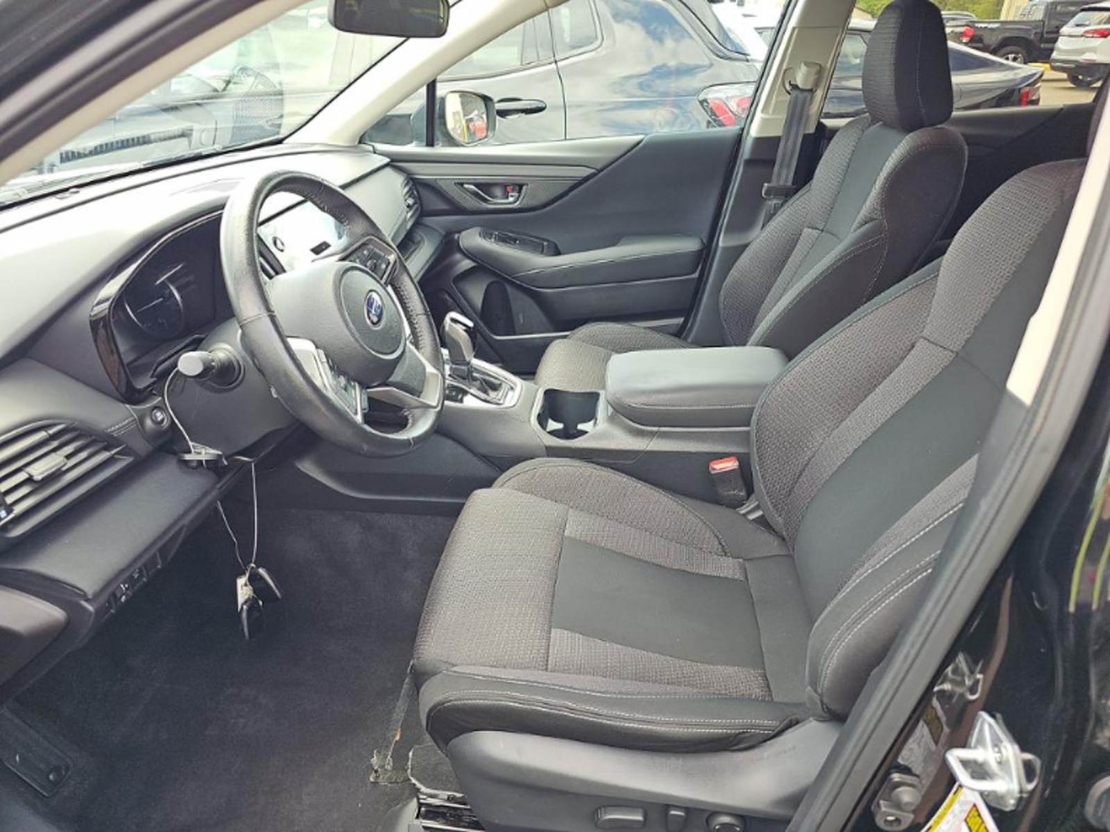 2024 Subaru Outback Premium, 39887, Photo
