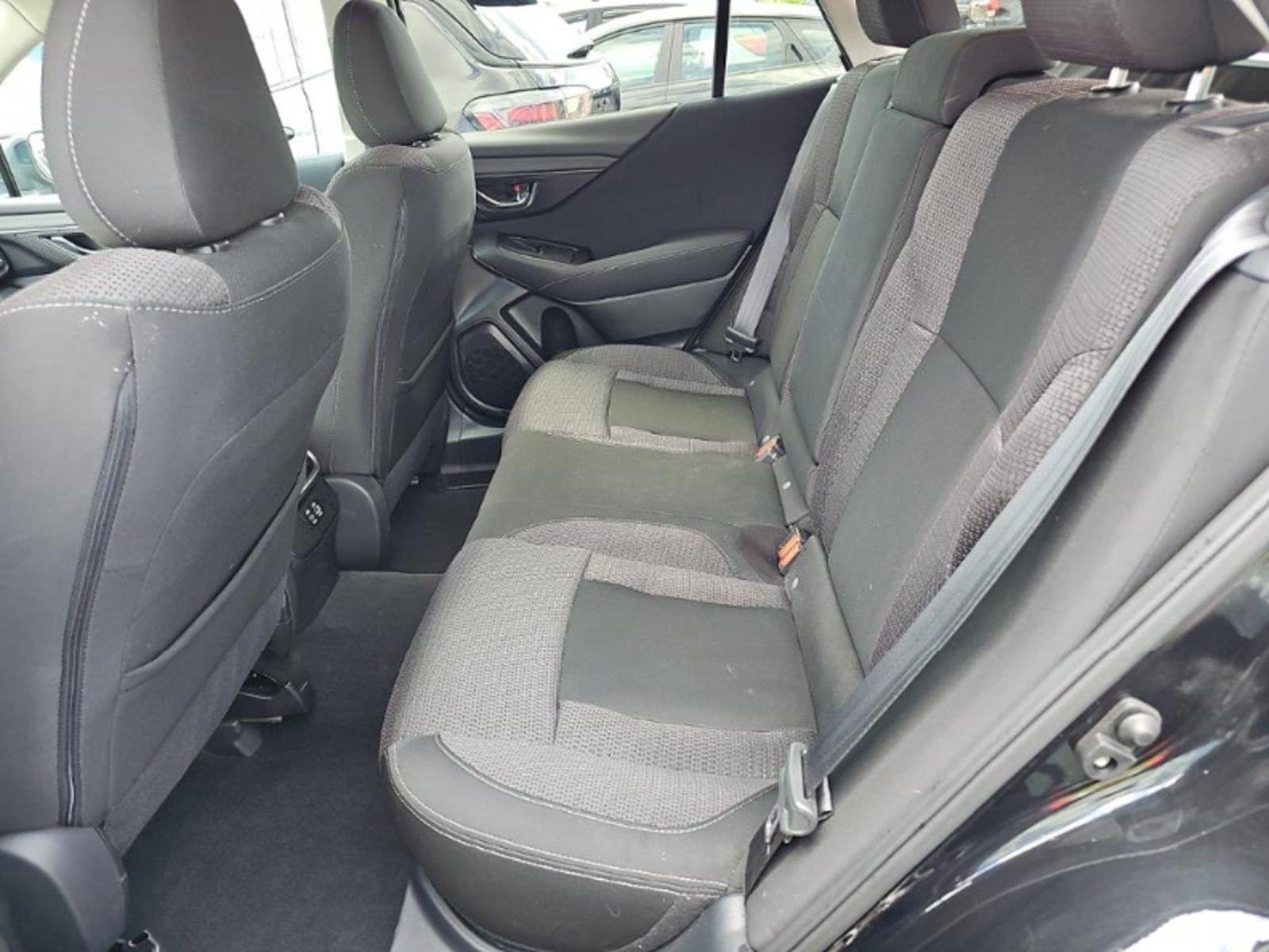 2024 Subaru Outback Premium, 39887, Photo