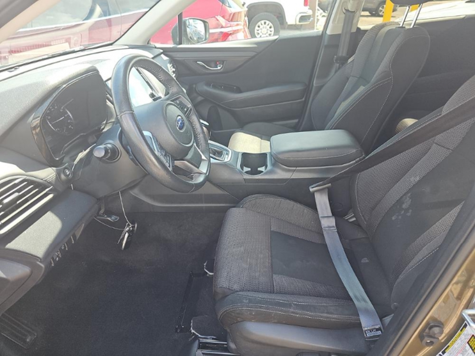 2024 Subaru Outback Premium, 39921, Photo
