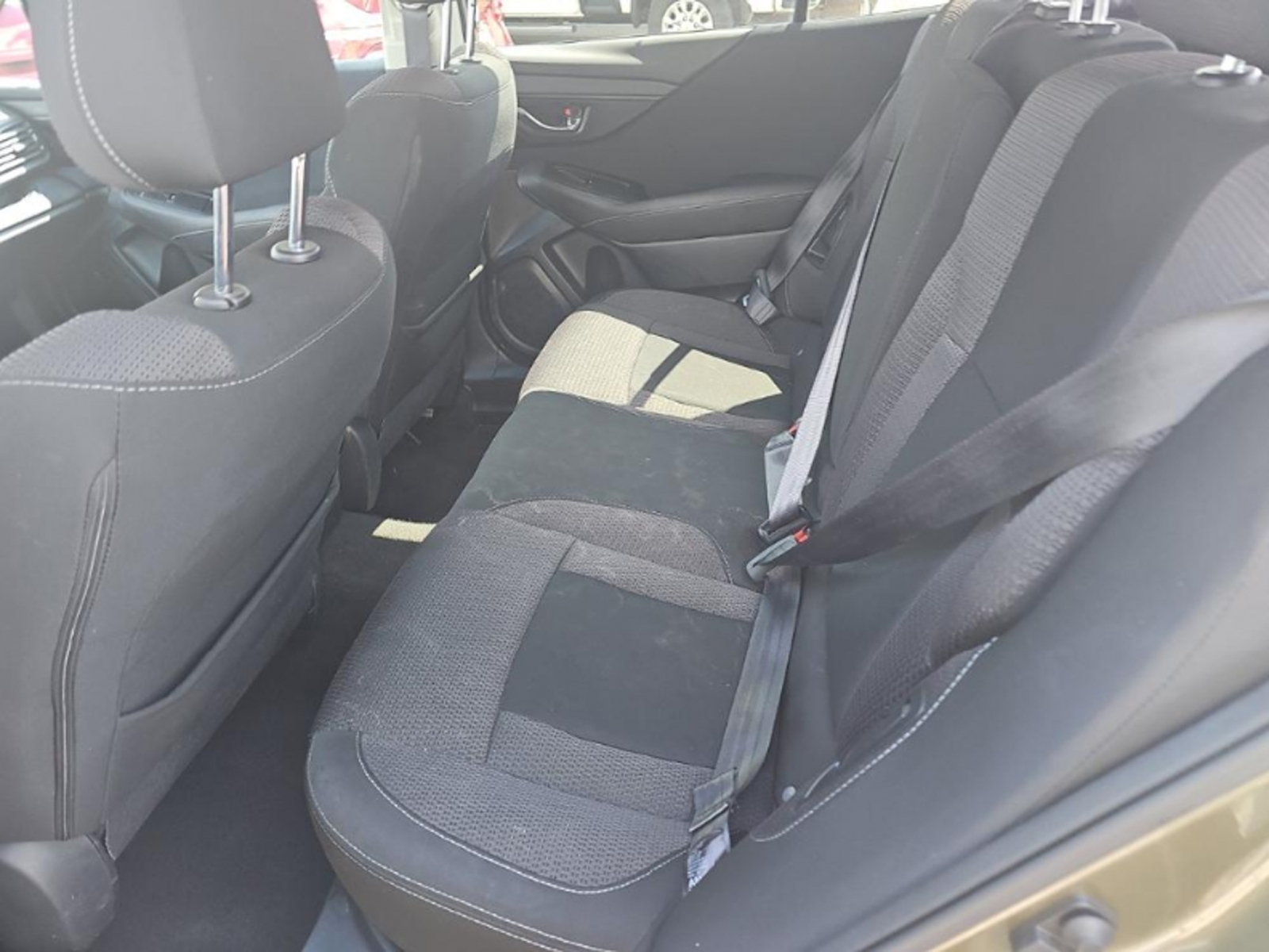 2024 Subaru Outback Premium, 39921, Photo