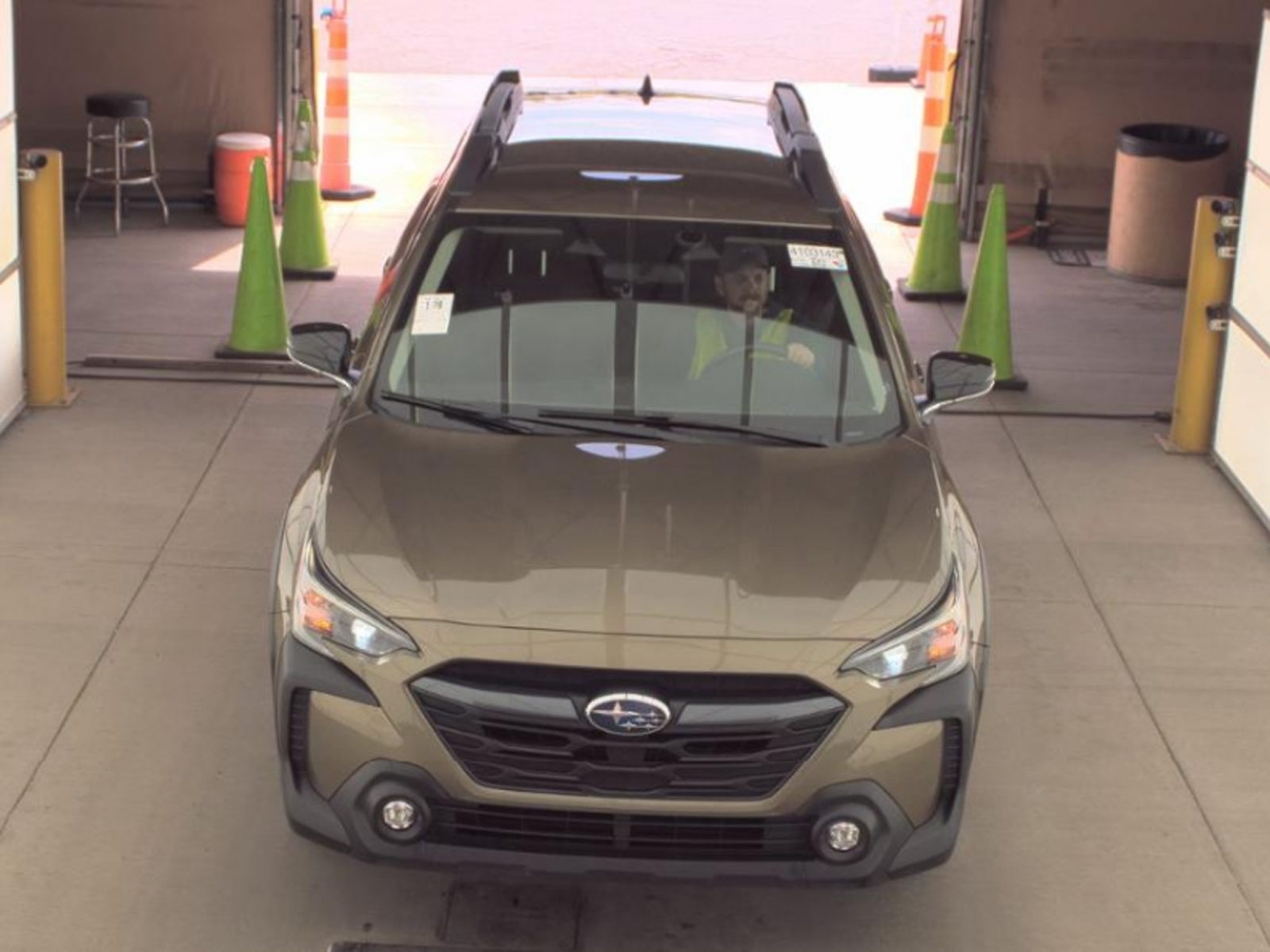 2024 Subaru Outback Premium, 39921, Photo