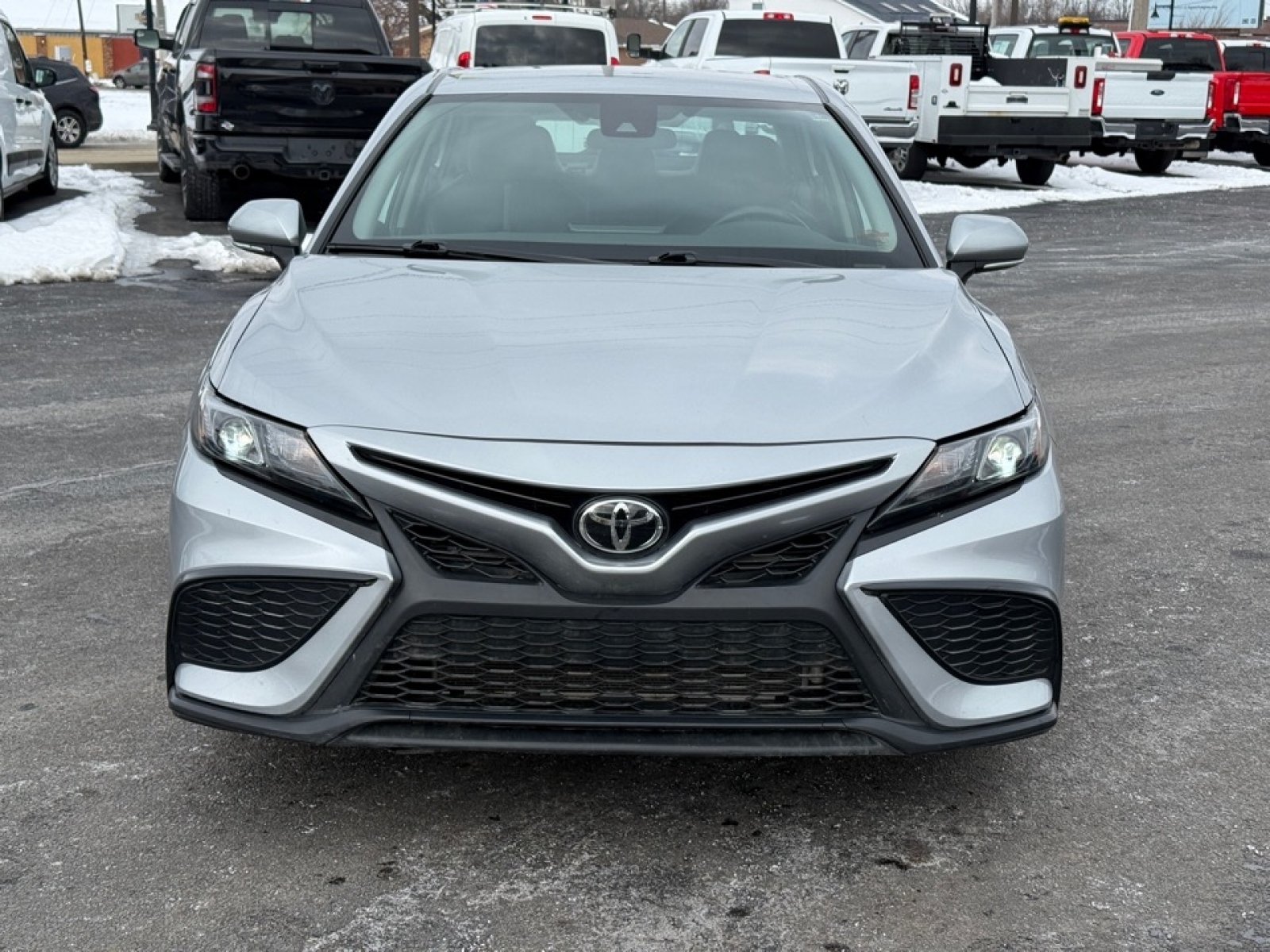 2024 Toyota Camry SE, 39558, Photo