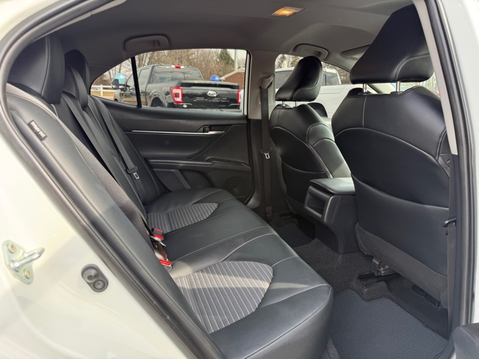 2024 Toyota Camry SE, 39562, Photo