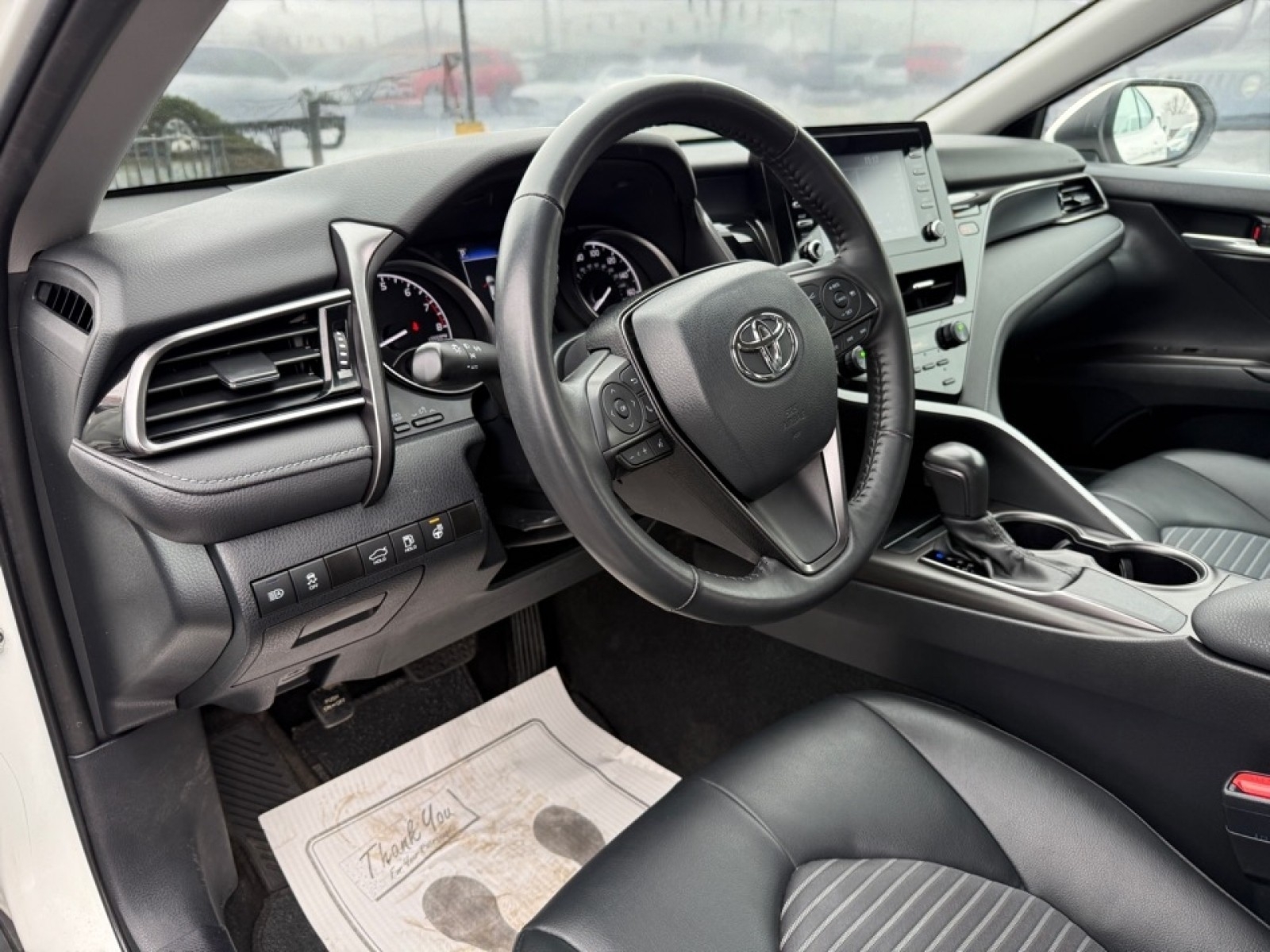 2024 Toyota Camry SE, 39563, Photo