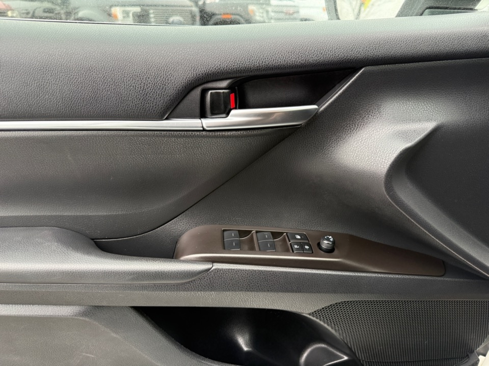 2024 Toyota Camry SE, 39563, Photo