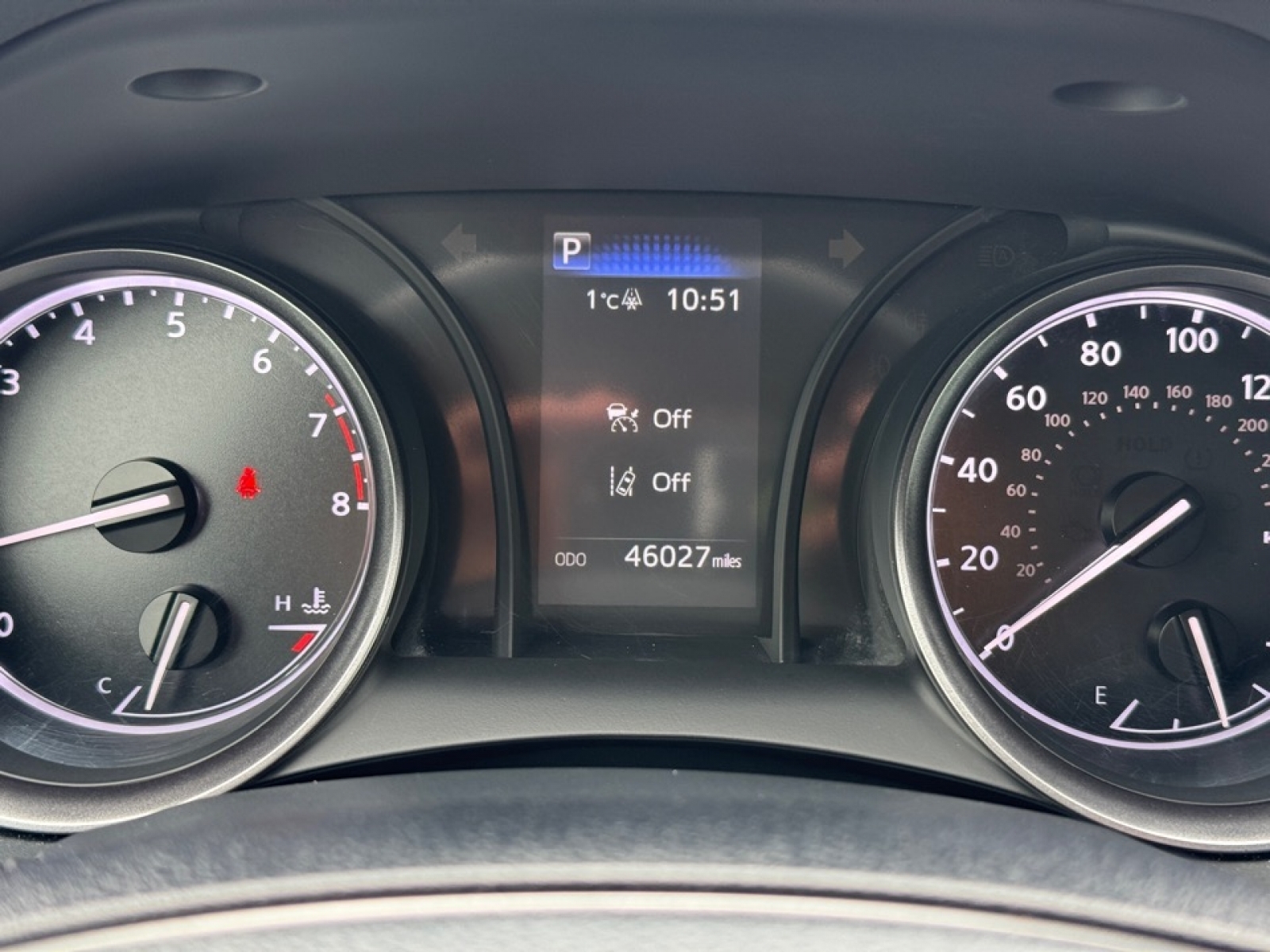 2024 Toyota Camry SE, 39628, Photo