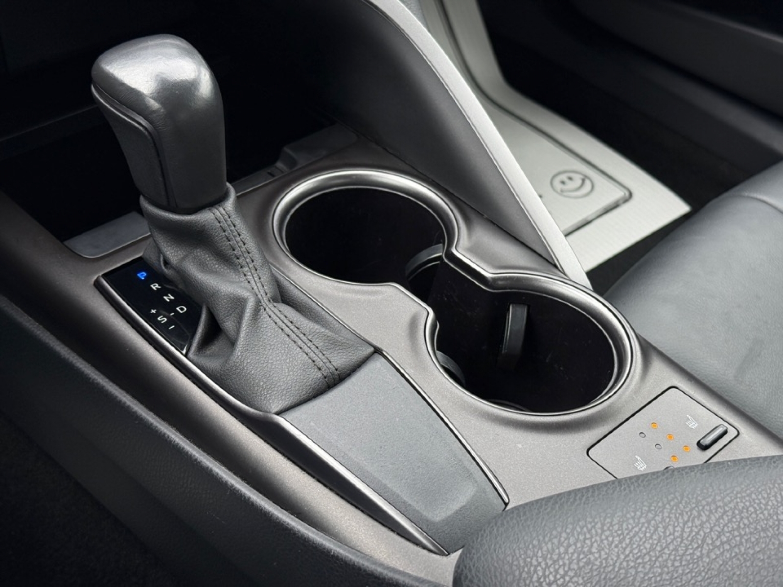 2024 Toyota Camry SE, 39628, Photo