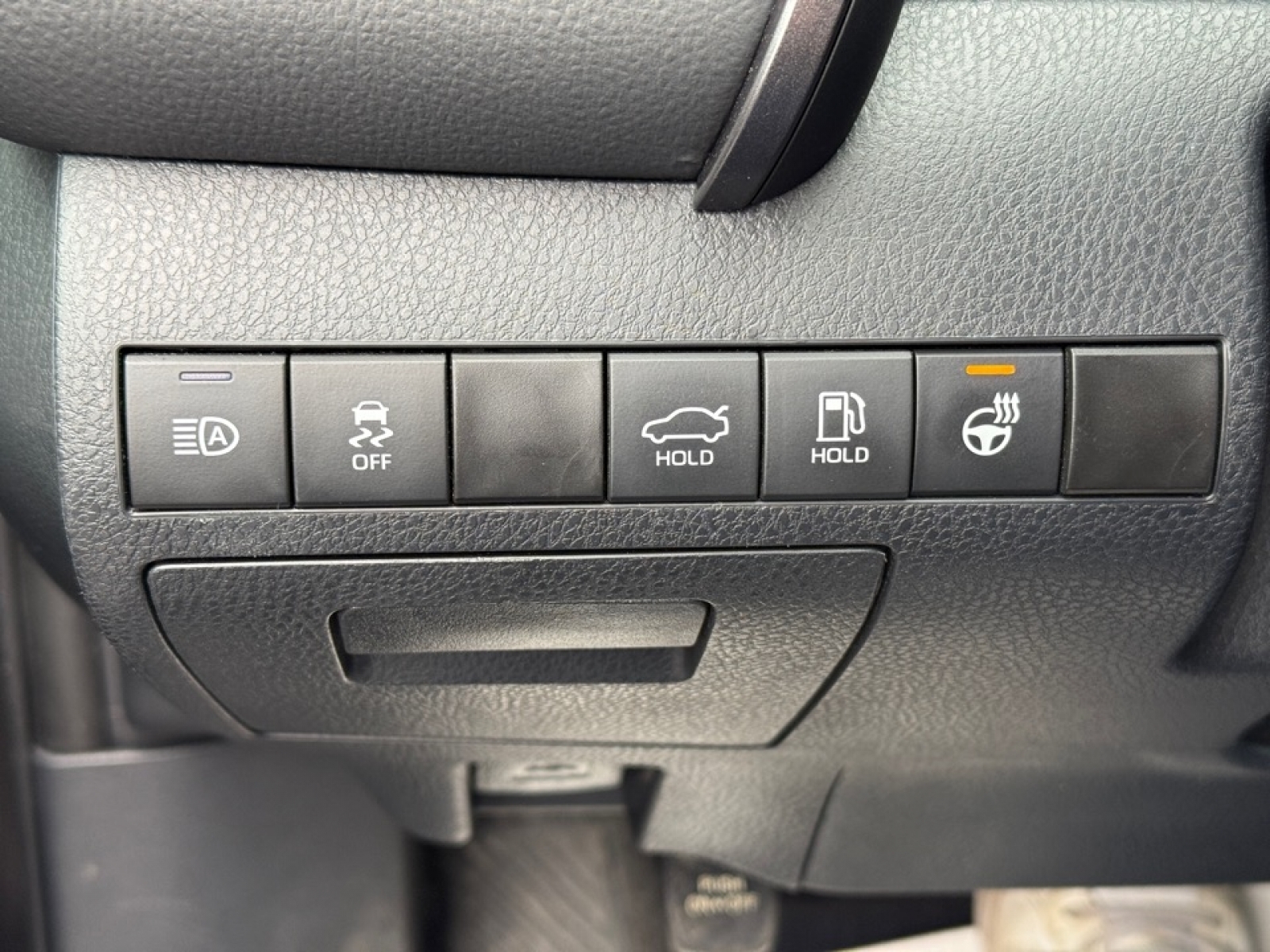 2024 Toyota Camry SE, 39628, Photo