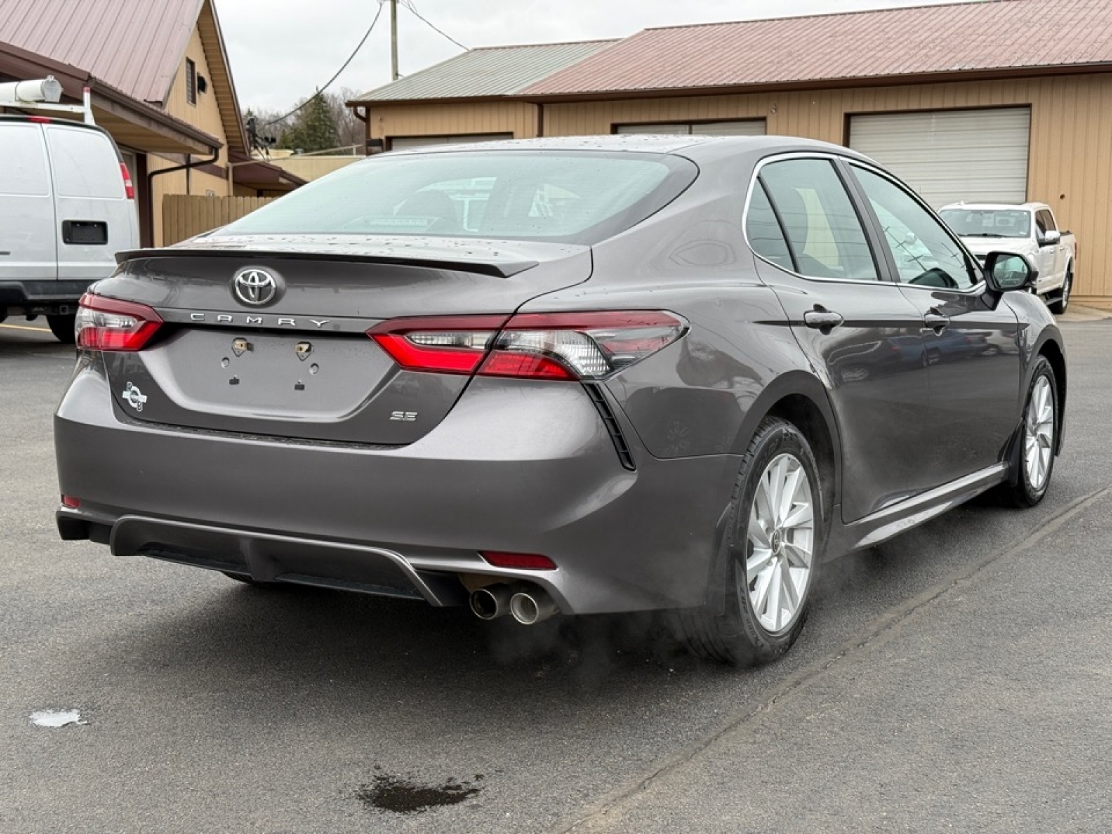 2024 Toyota Camry SE, 39628, Photo