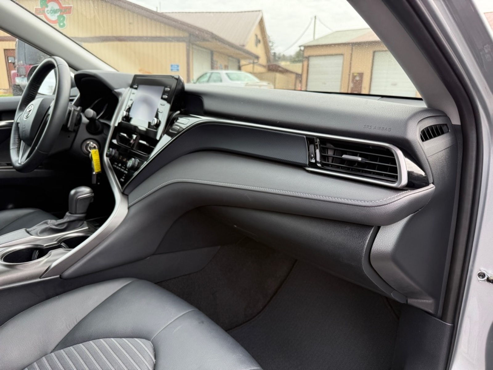 2024 Toyota Camry SE, 39666, Photo