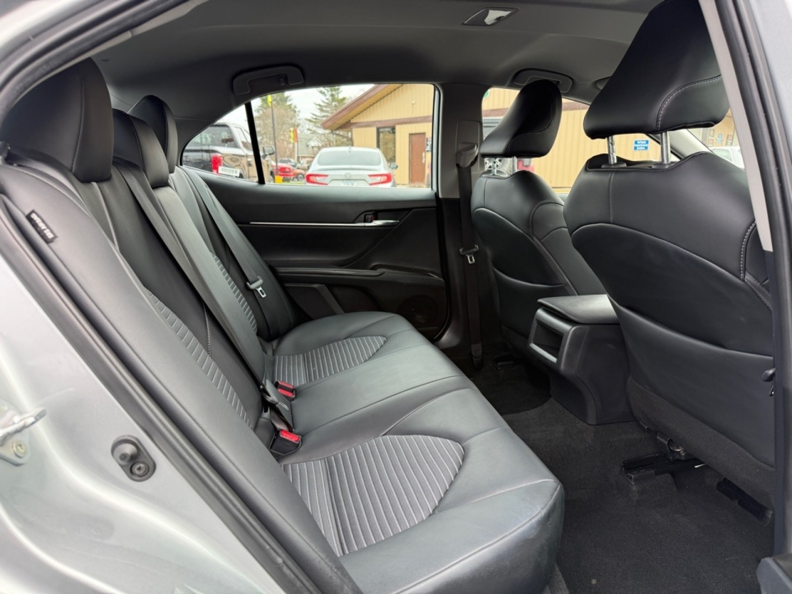 2024 Toyota Camry SE, 39666, Photo