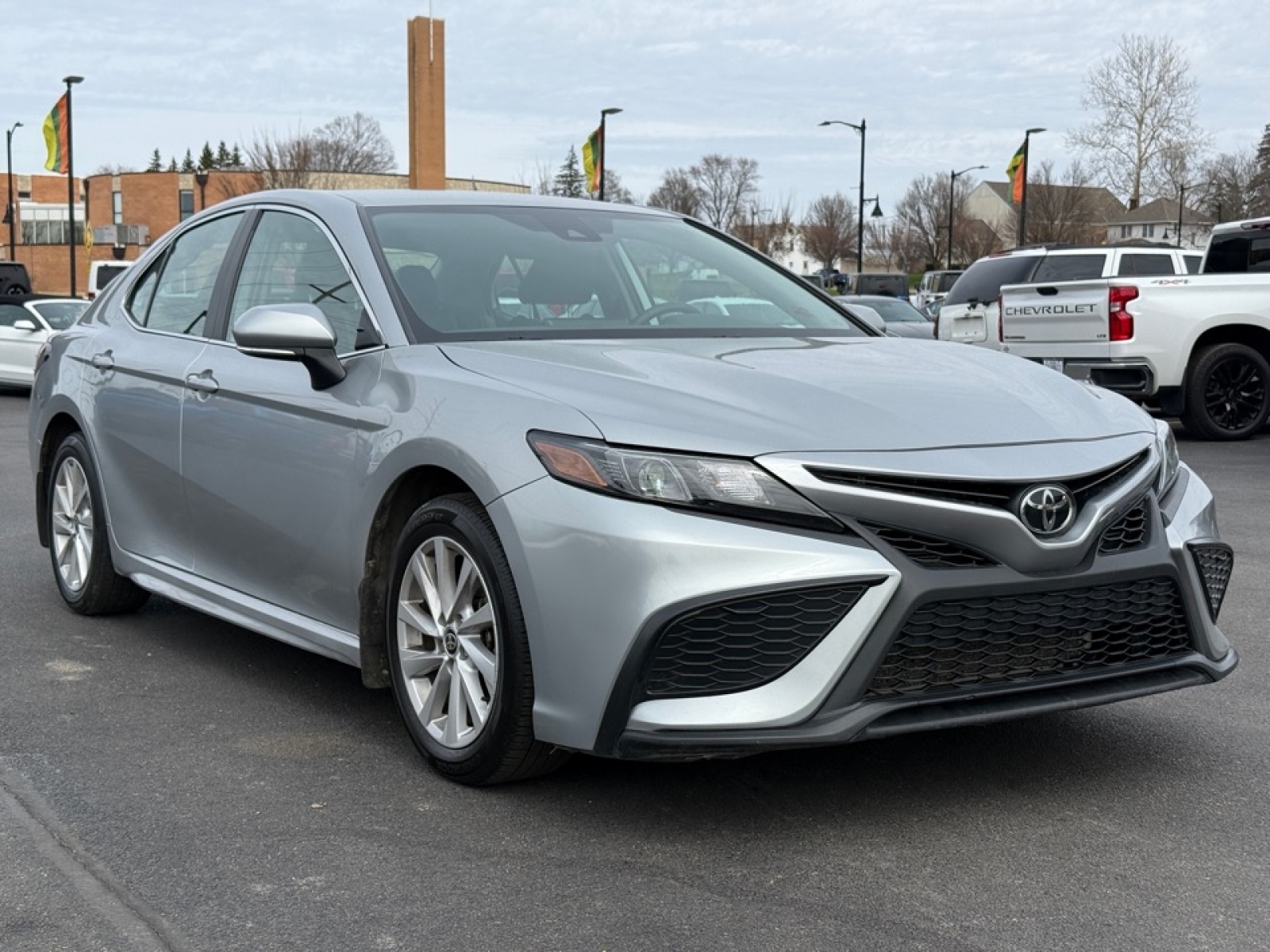 2024 Toyota Camry SE, 39666, Photo