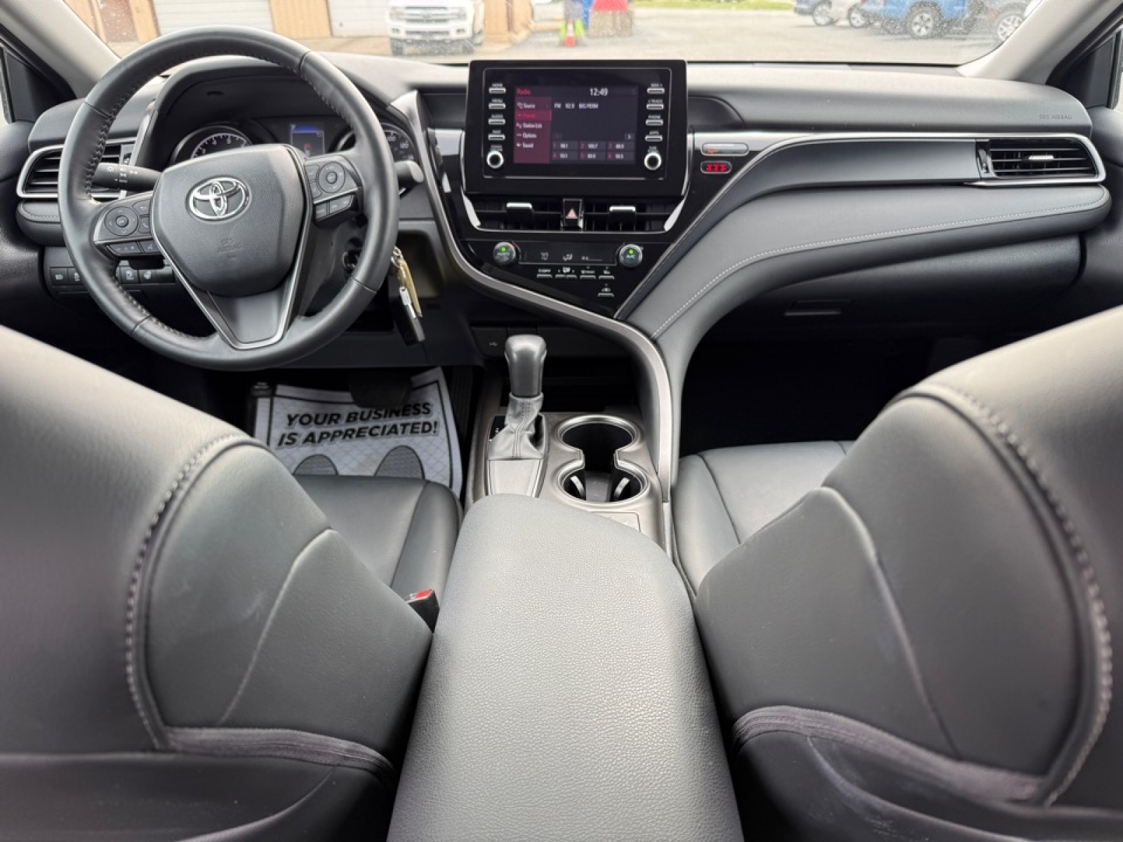 2024 Toyota Camry SE, 39666, Photo