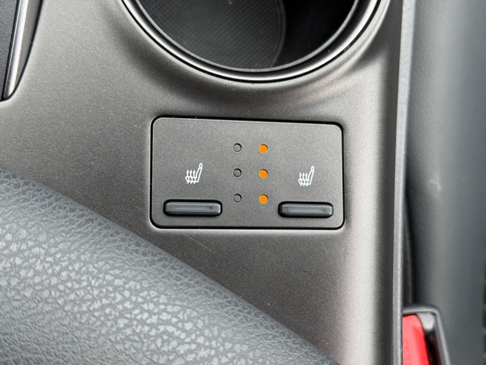 2024 Toyota Camry SE, 39666, Photo