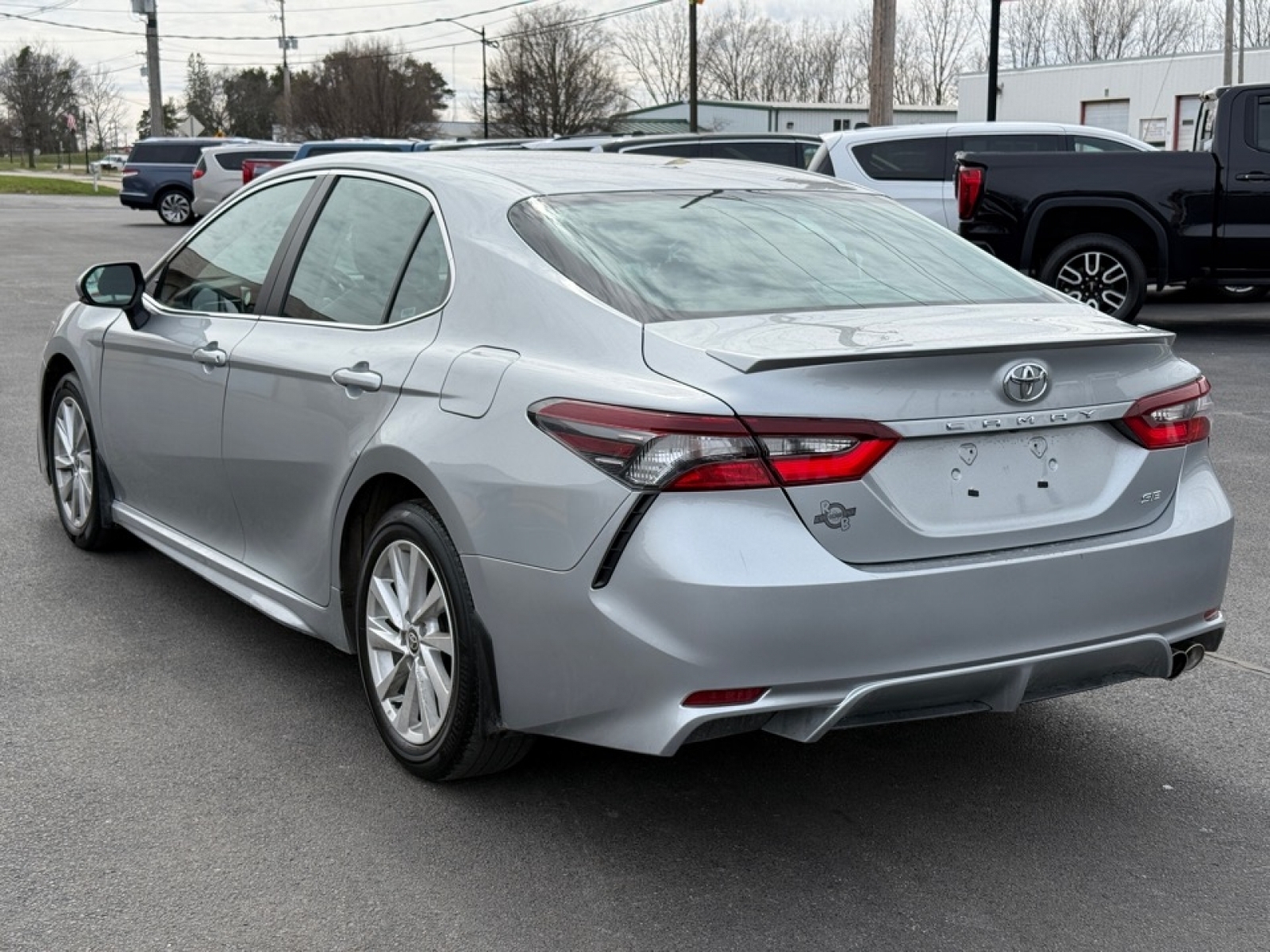 2024 Toyota Camry SE, 39666, Photo
