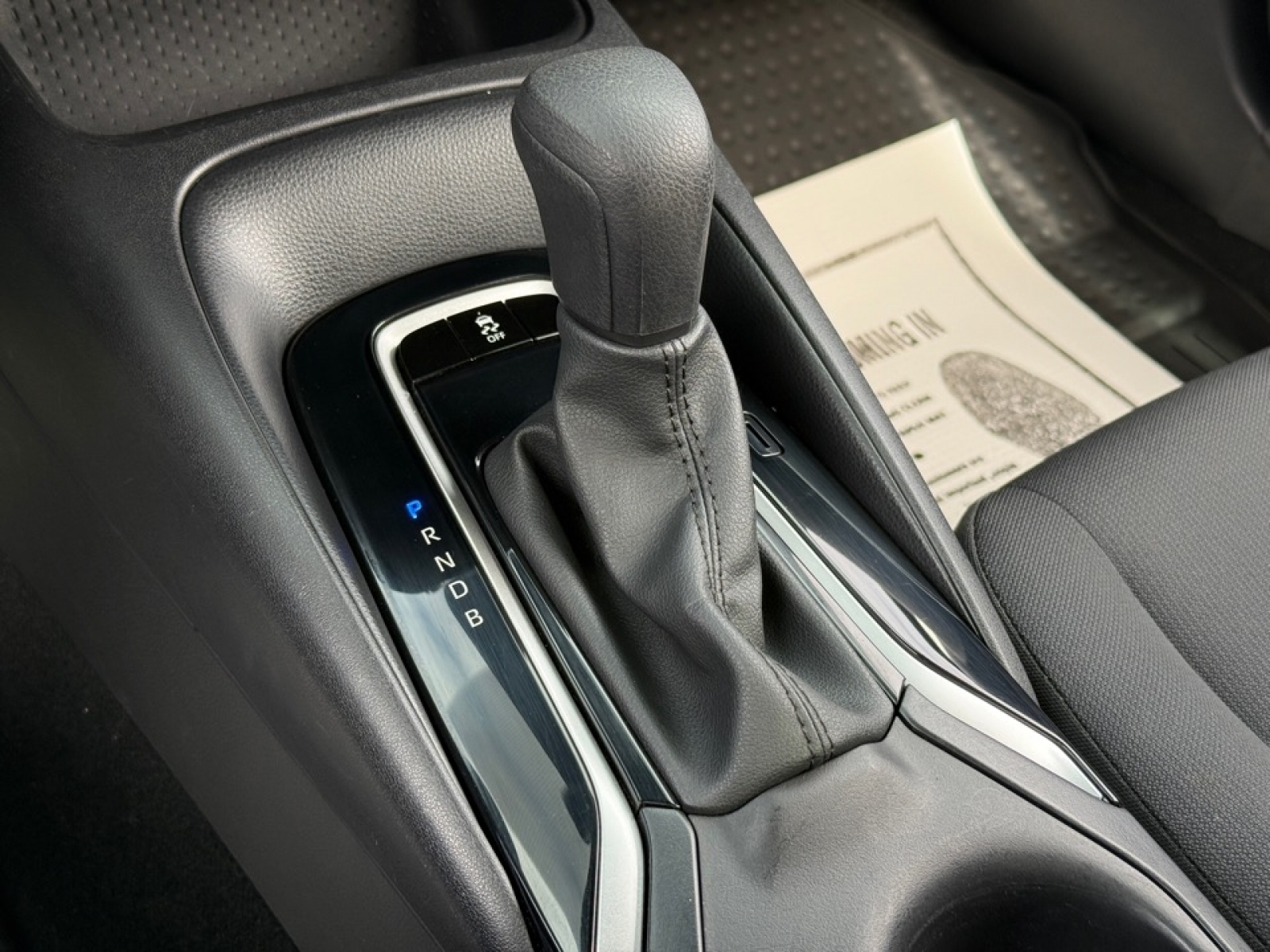 2024 Toyota Corolla LE, 38648A, Photo