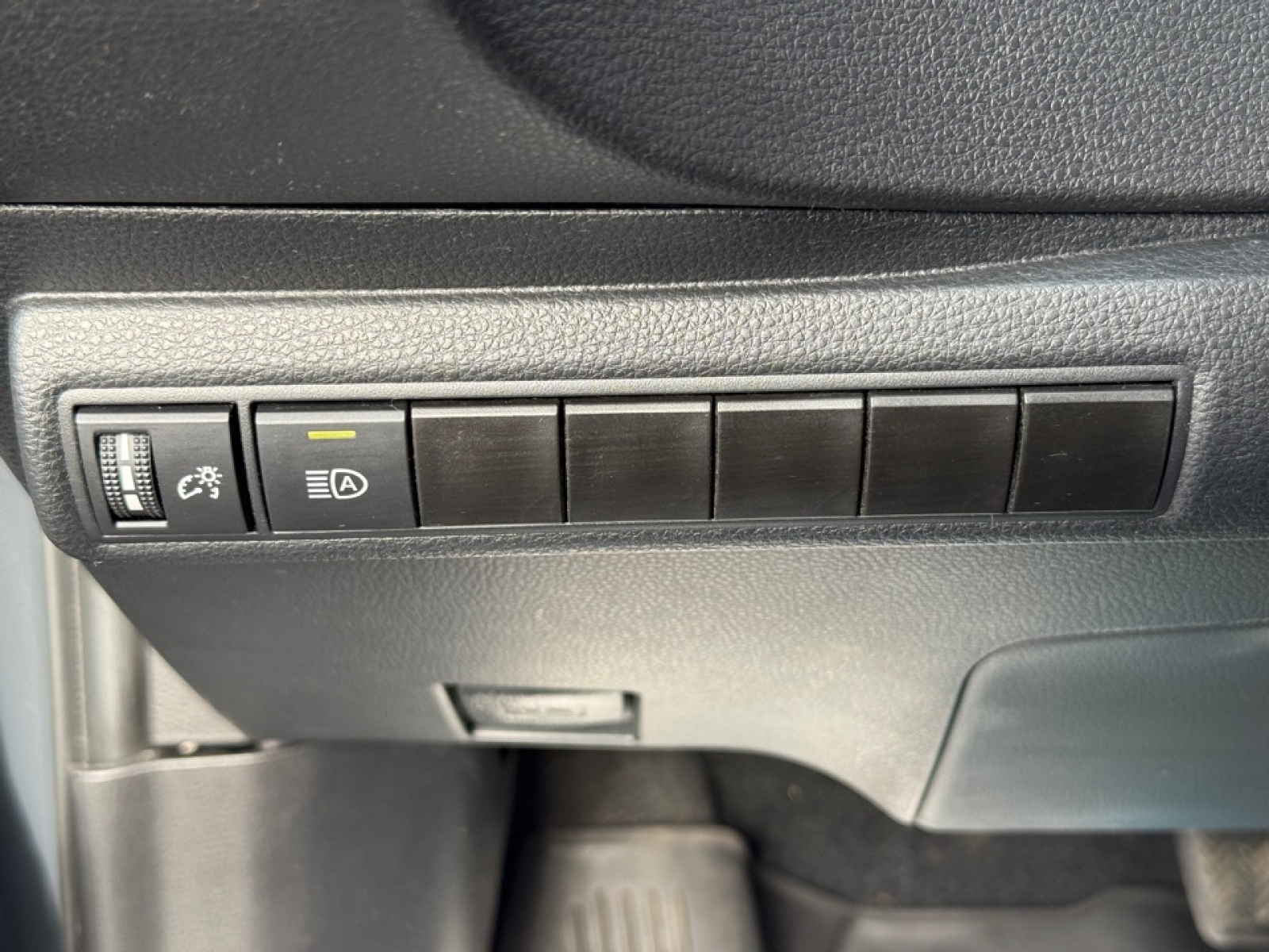 2024 Toyota Corolla LE, 38648A, Photo