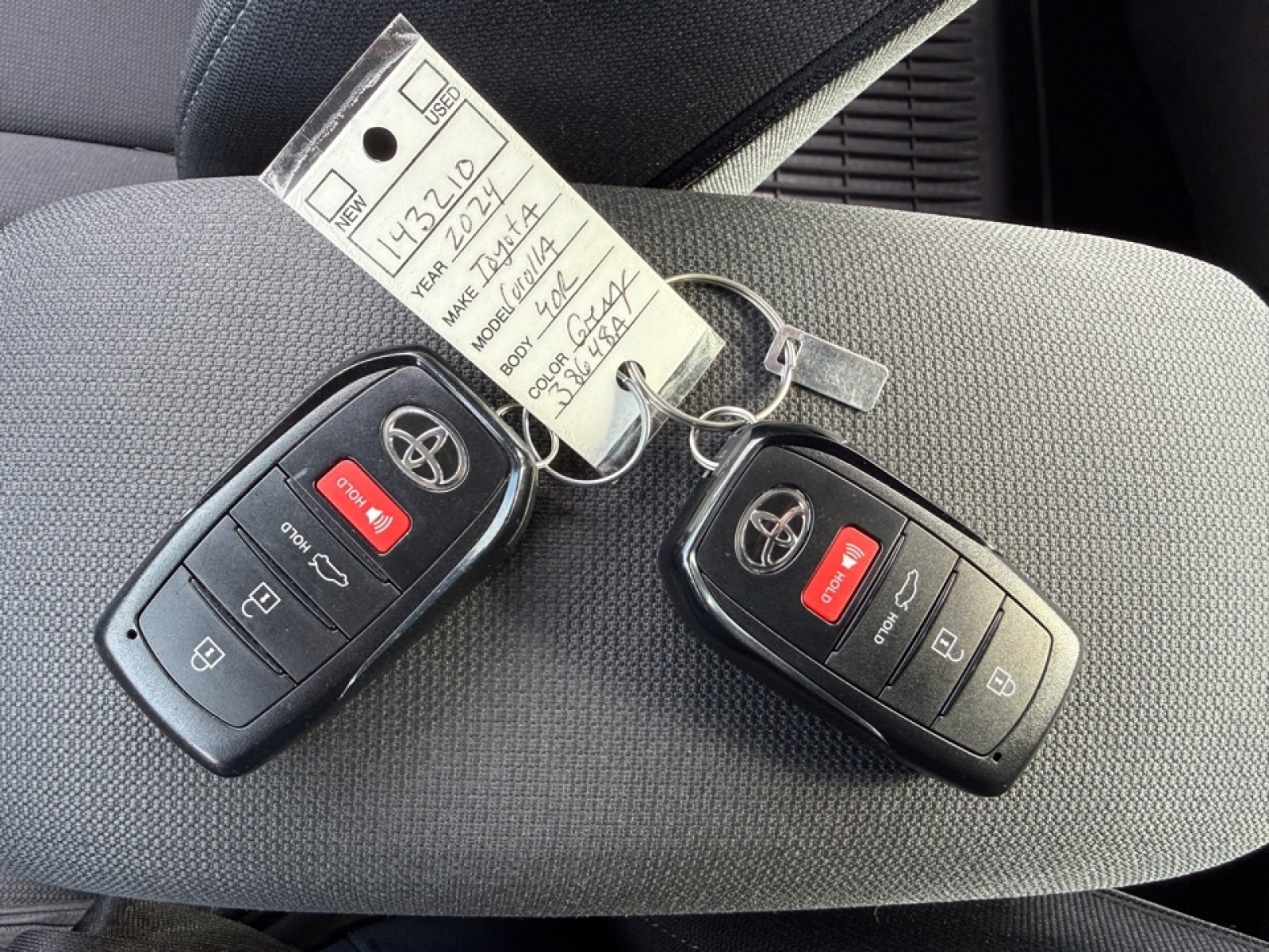 2024 Toyota Corolla LE, 38648A, Photo