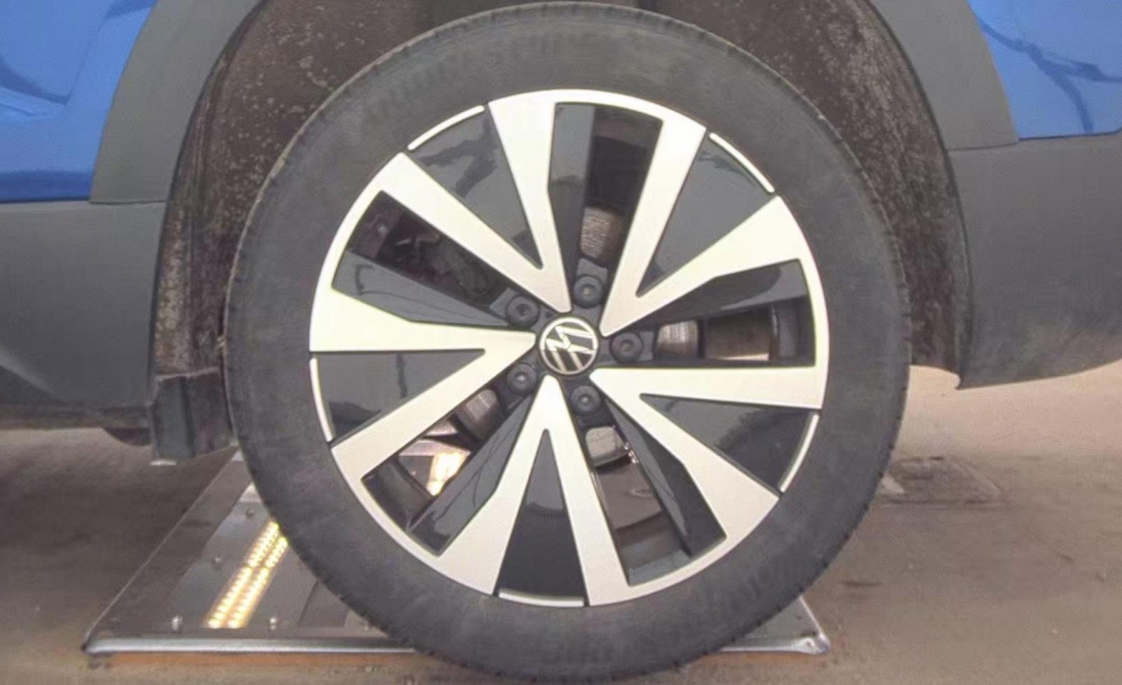 2024 Volkswagen Taos 1.5T SE, 39822, Photo