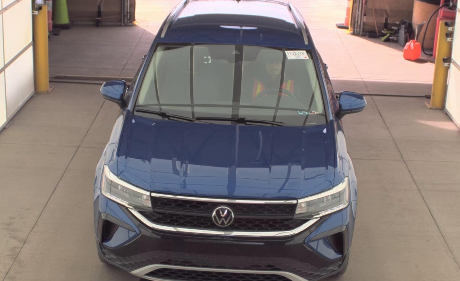 2024 Volkswagen Taos 1.5T SE, 39822, Photo