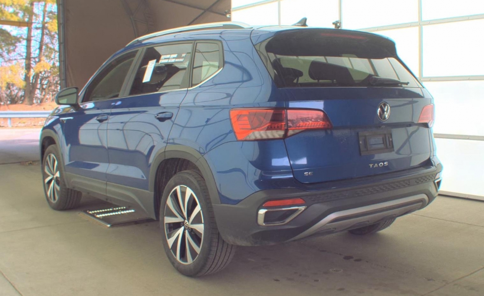 2024 Volkswagen Taos 1.5T SE, 39822, Photo