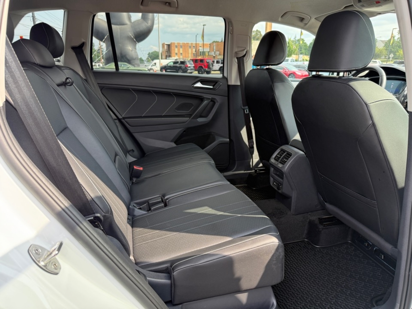 2024 Volkswagen Tiguan 2.0T SE, 38784, Photo