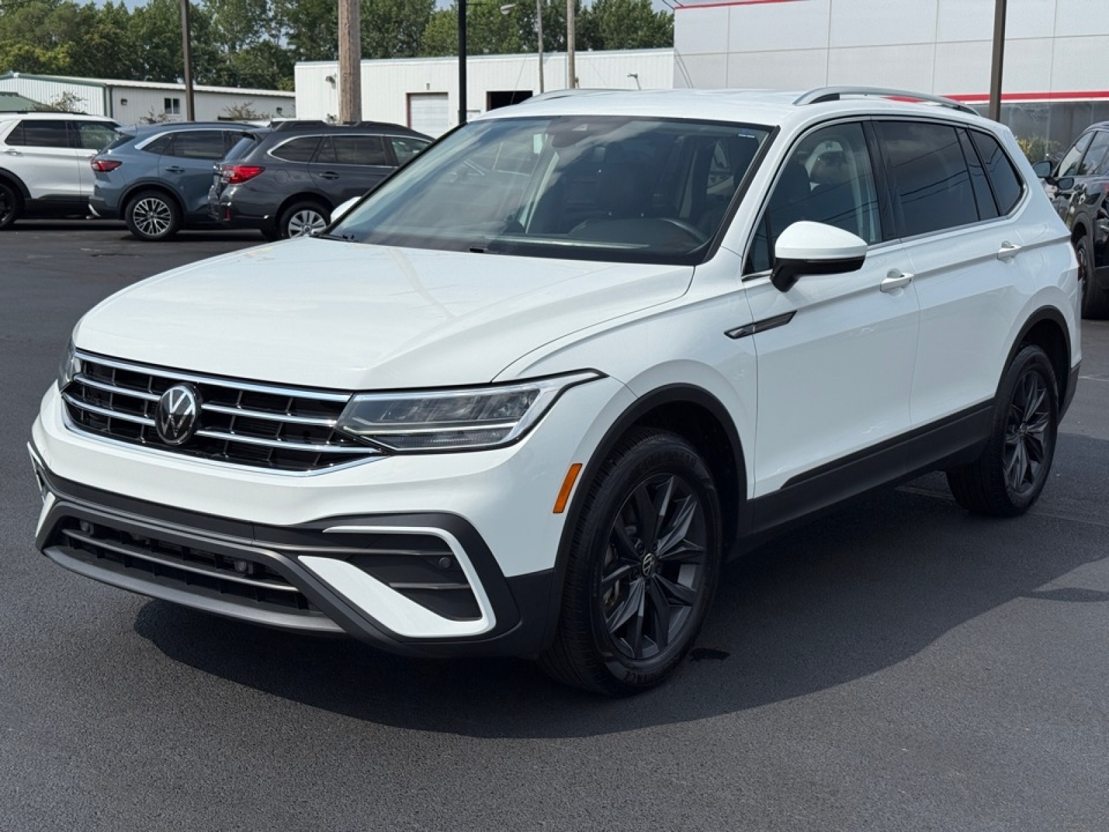 2024 Volkswagen Tiguan 2.0T SE, 38784, Photo