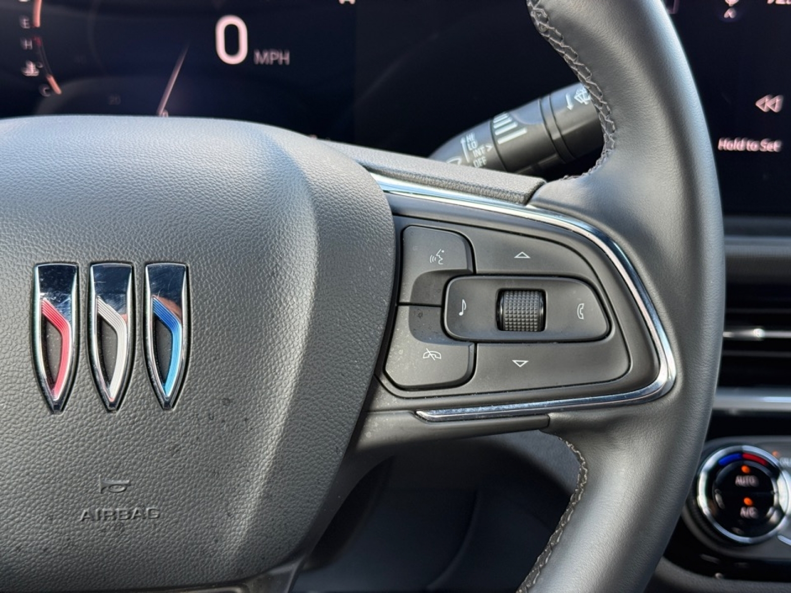 2025 Buick Envista Sport Touring FWD, 39755, Photo