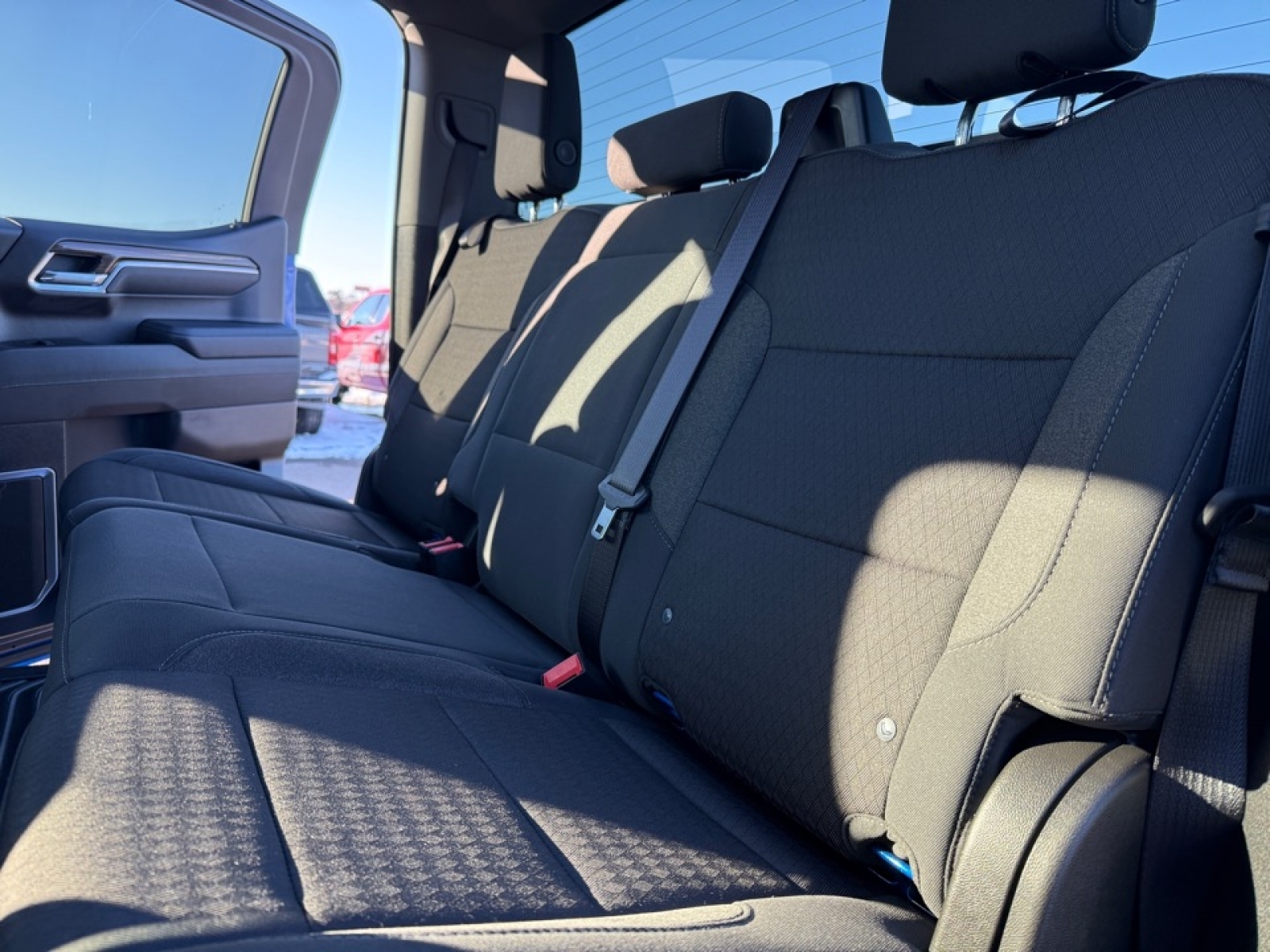 2025 Chevrolet Silverado 1500 4WD Crew Cab Standard Bed LT, 39207, Photo